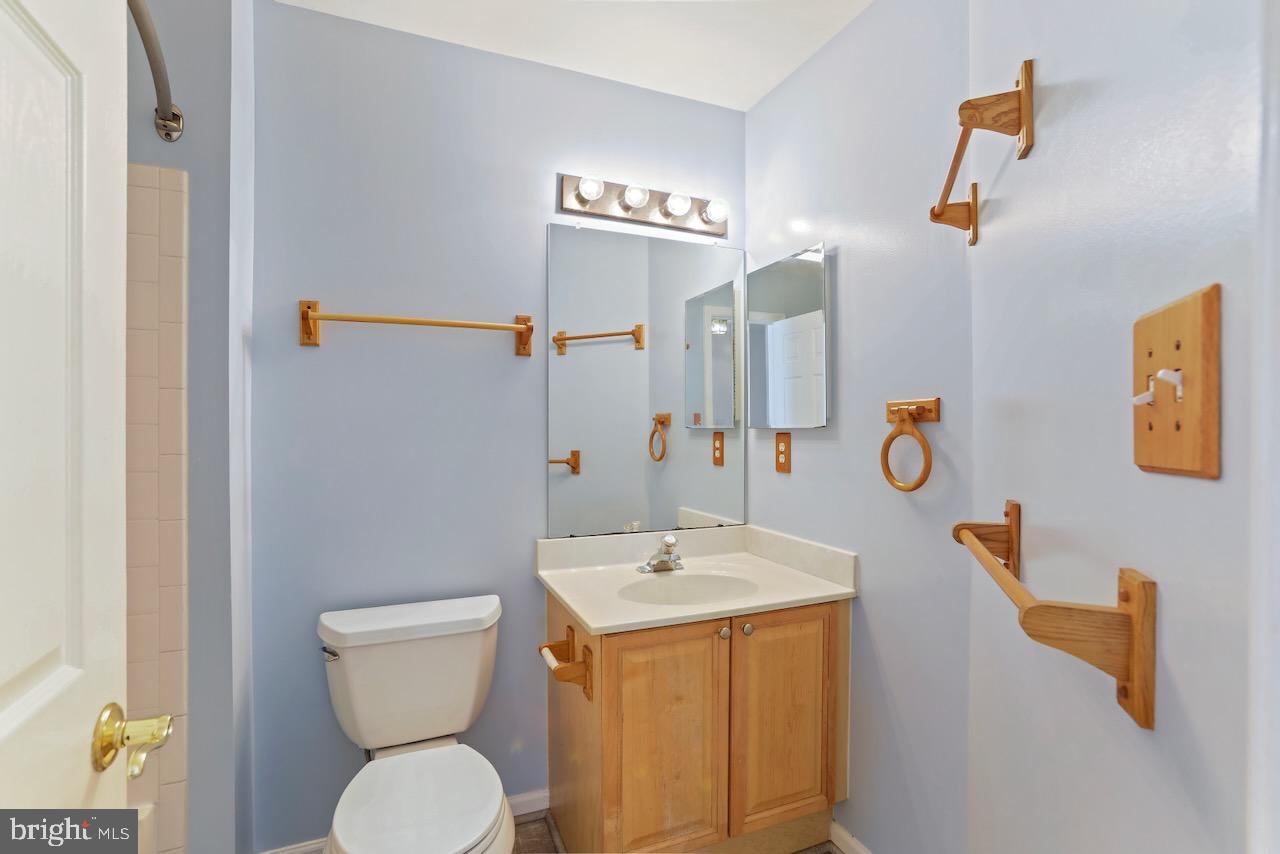 HILLSIDE - Residential