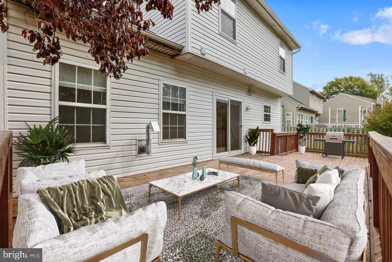 HILLSIDE - Residential