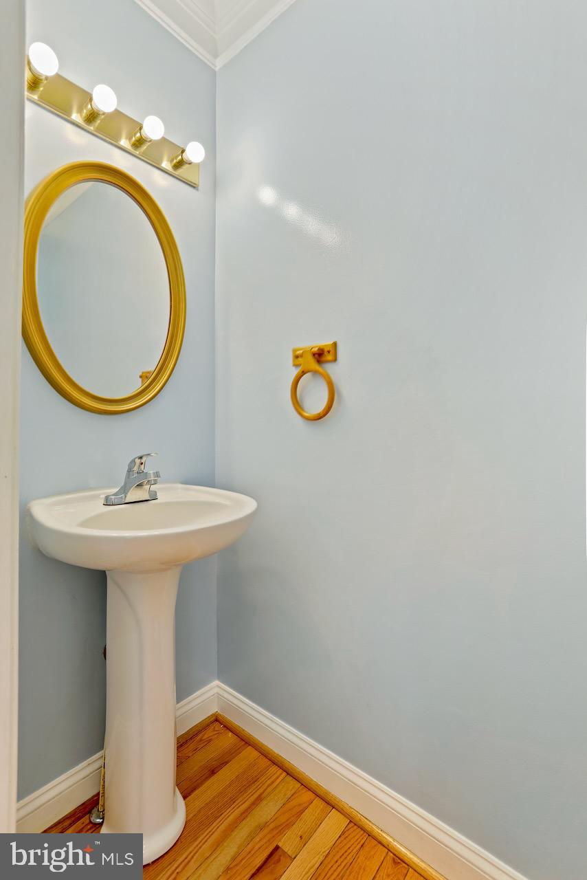 HILLSIDE - Residential