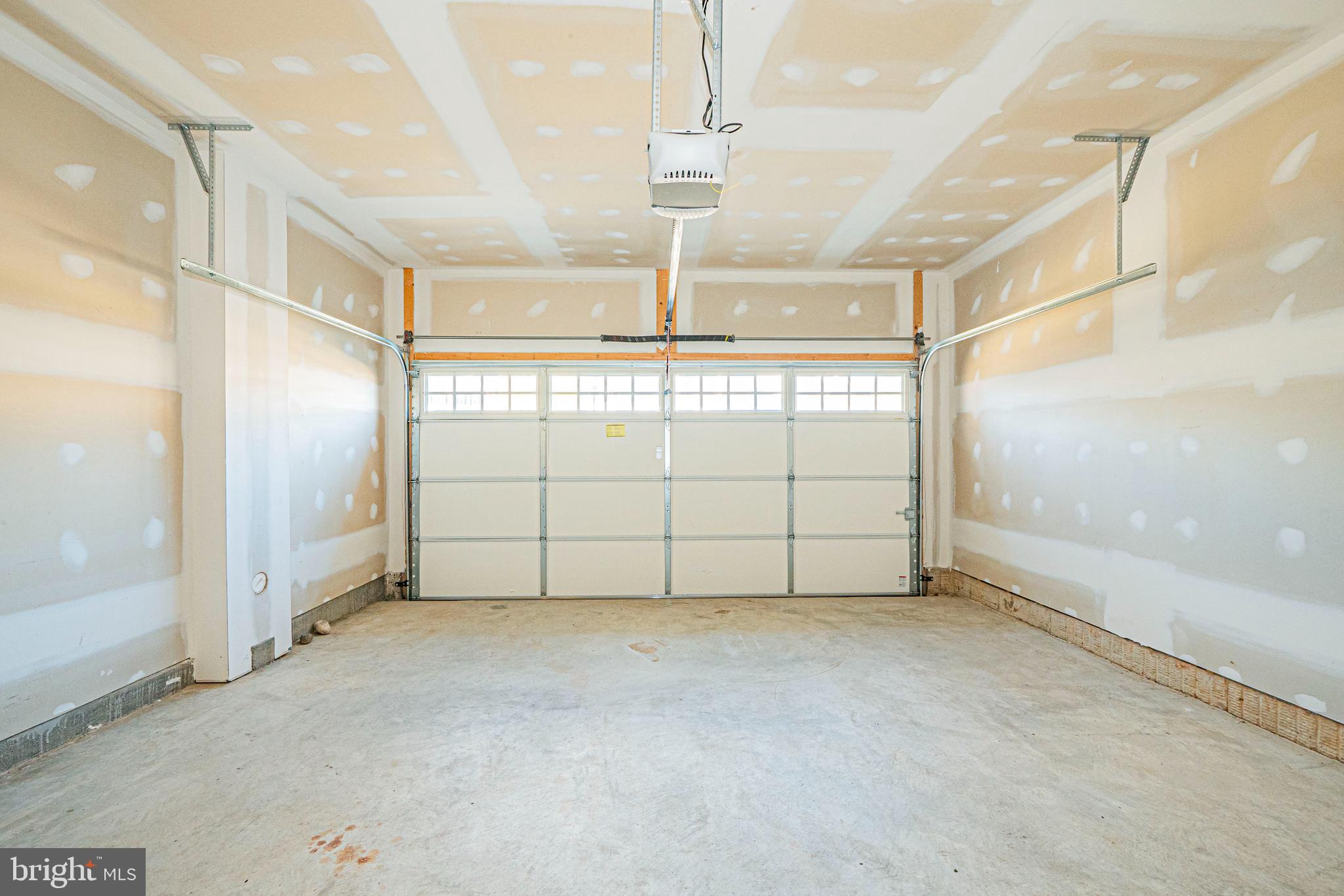 ROSEDALE - Residential