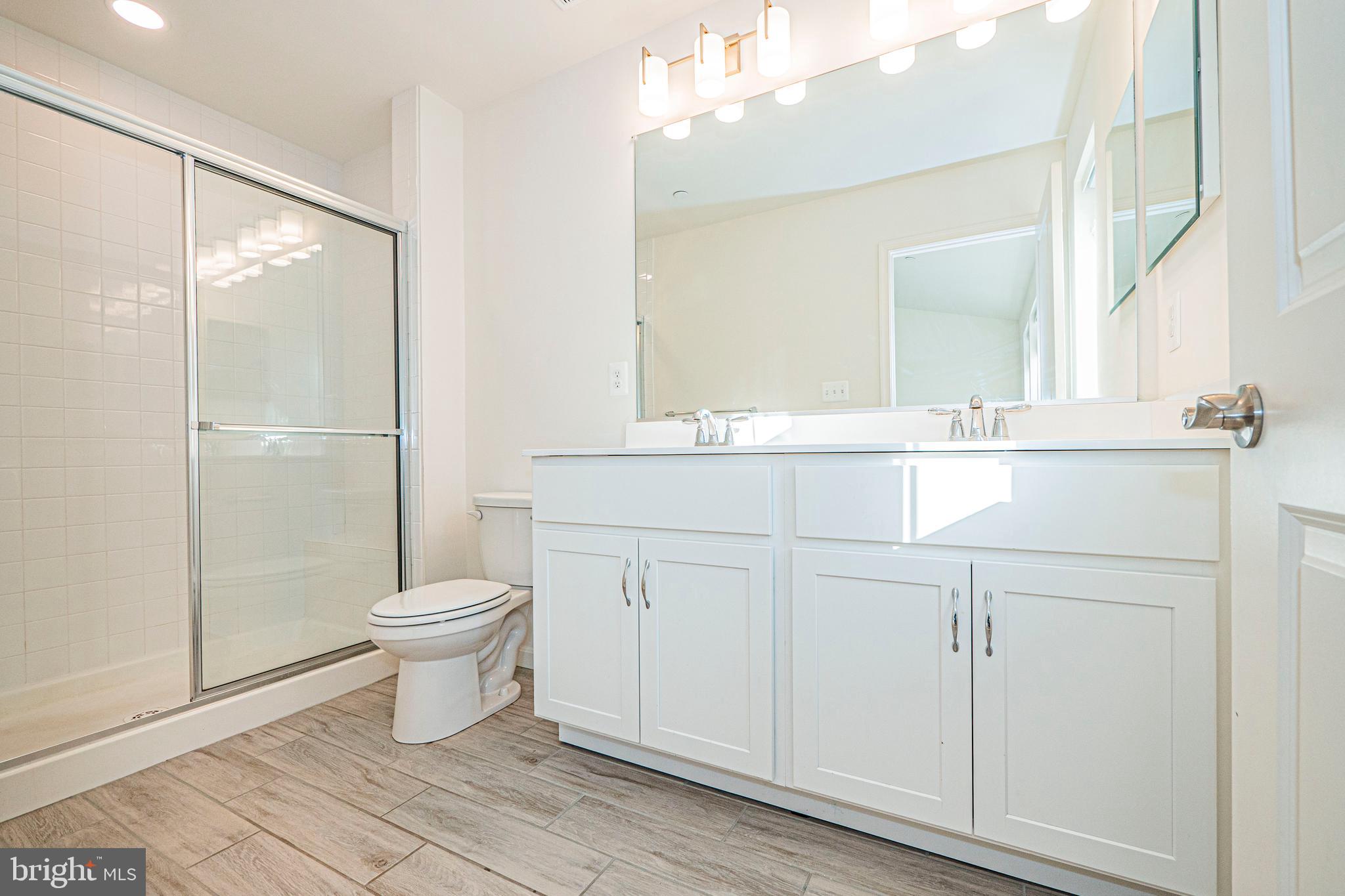 ROSEDALE - Residential