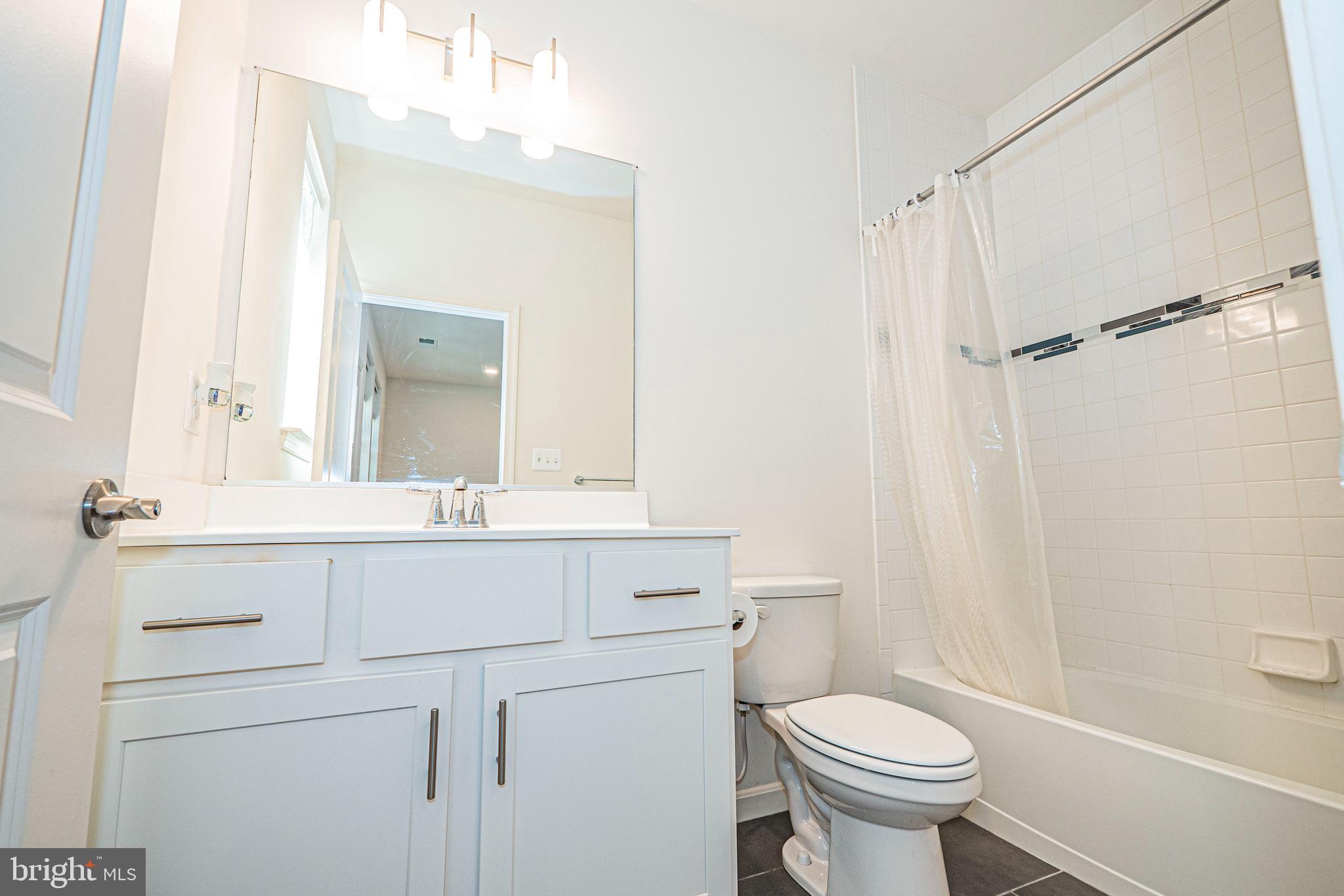 ROSEDALE - Residential