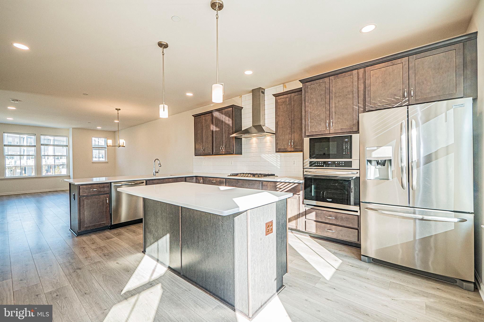 ROSEDALE - Residential