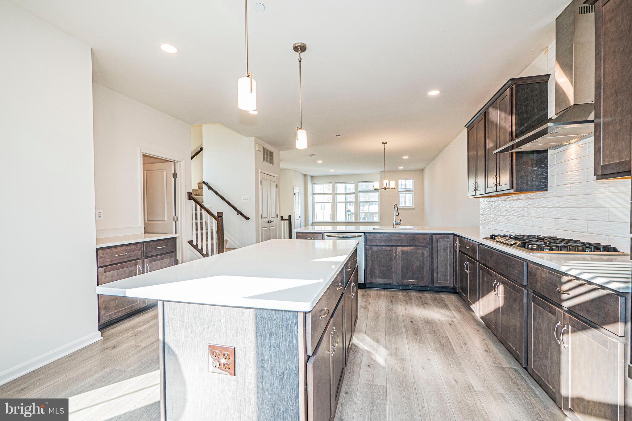 ROSEDALE - Residential