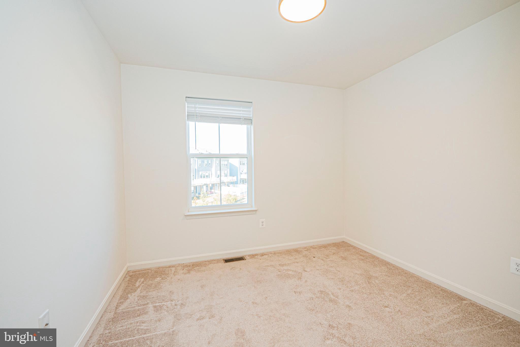 ROSEDALE - Residential