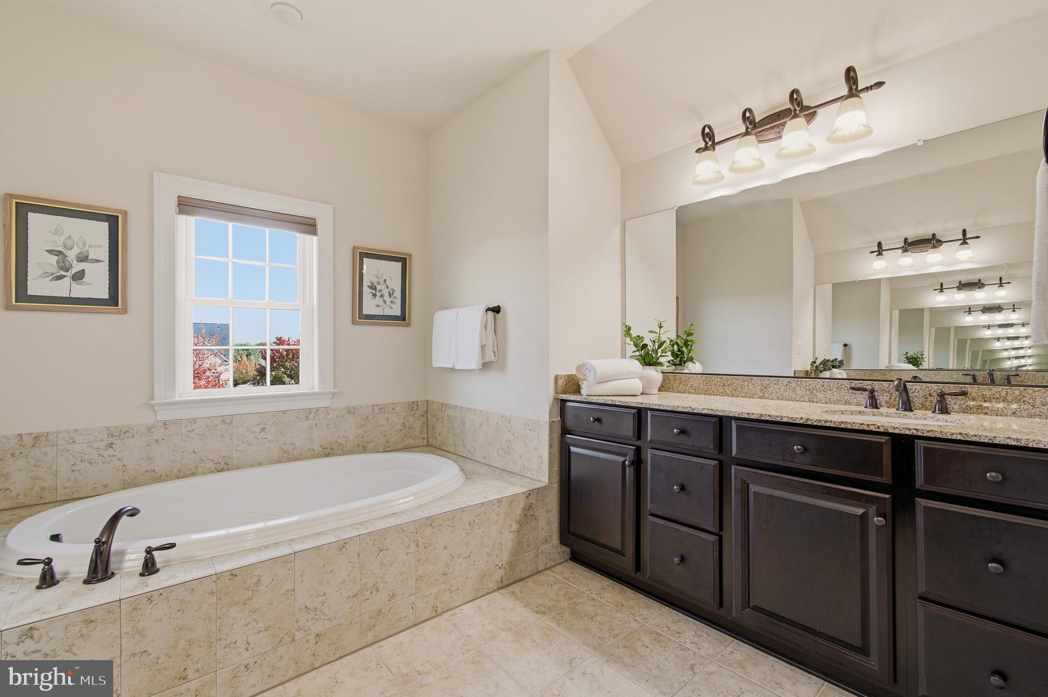 THE WARFIELDS II - Residential