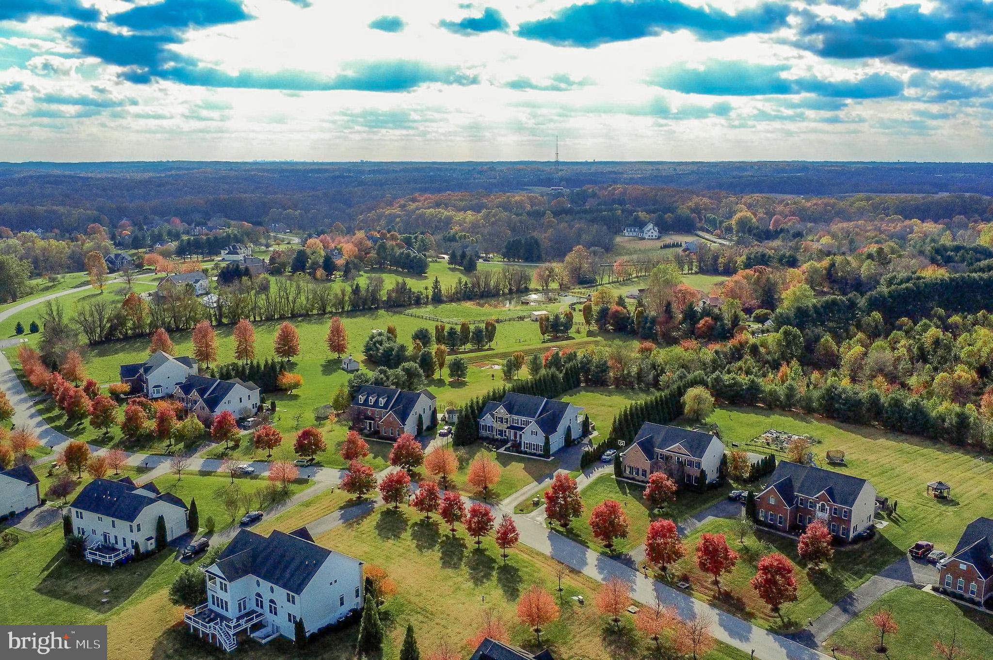 THE WARFIELDS II - Residential