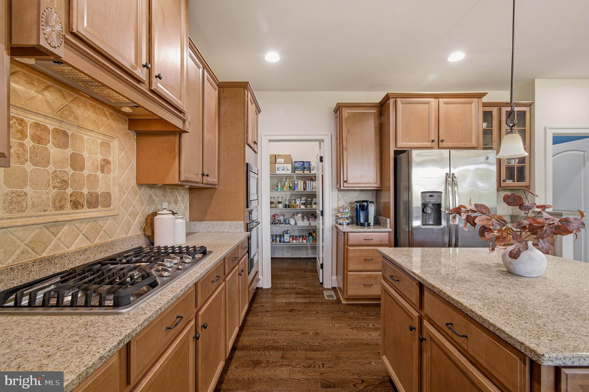 THE WARFIELDS II - Residential