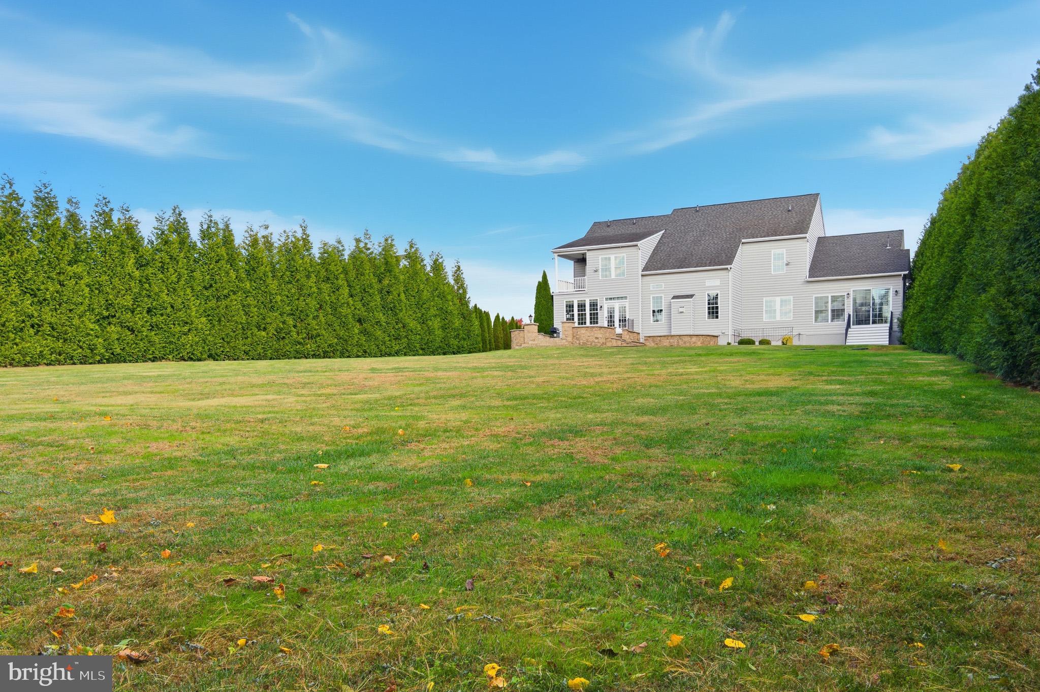 THE WARFIELDS II - Residential