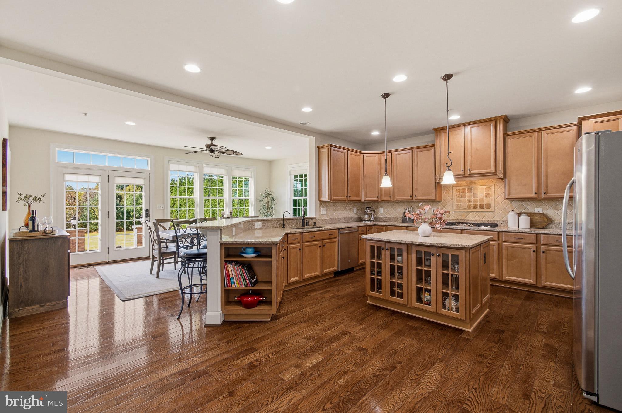 THE WARFIELDS II - Residential