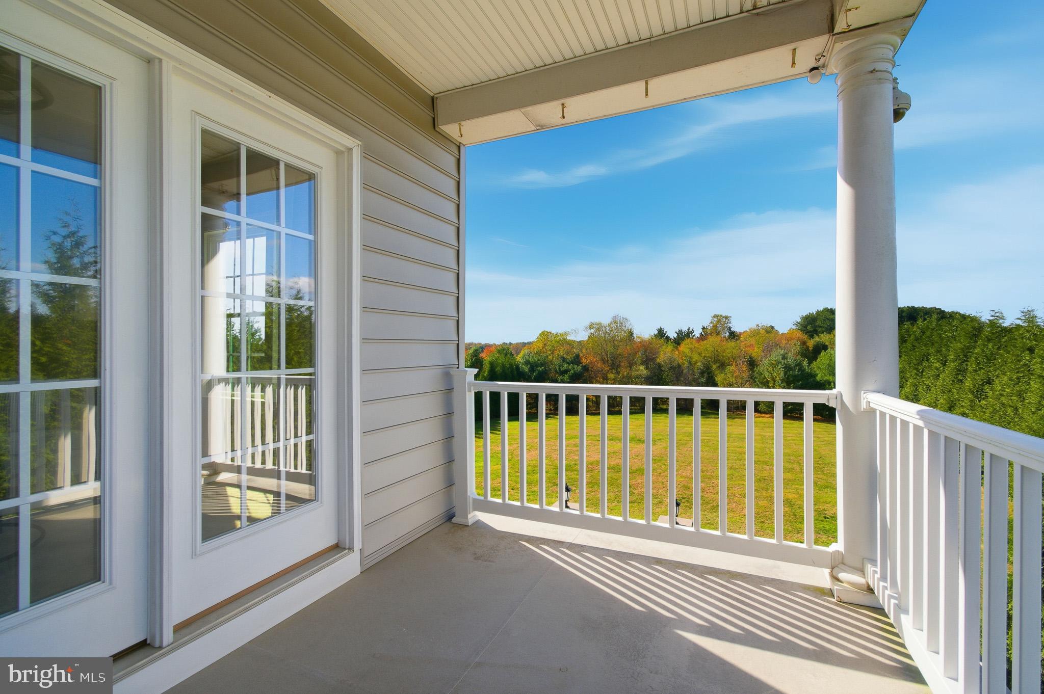 THE WARFIELDS II - Residential