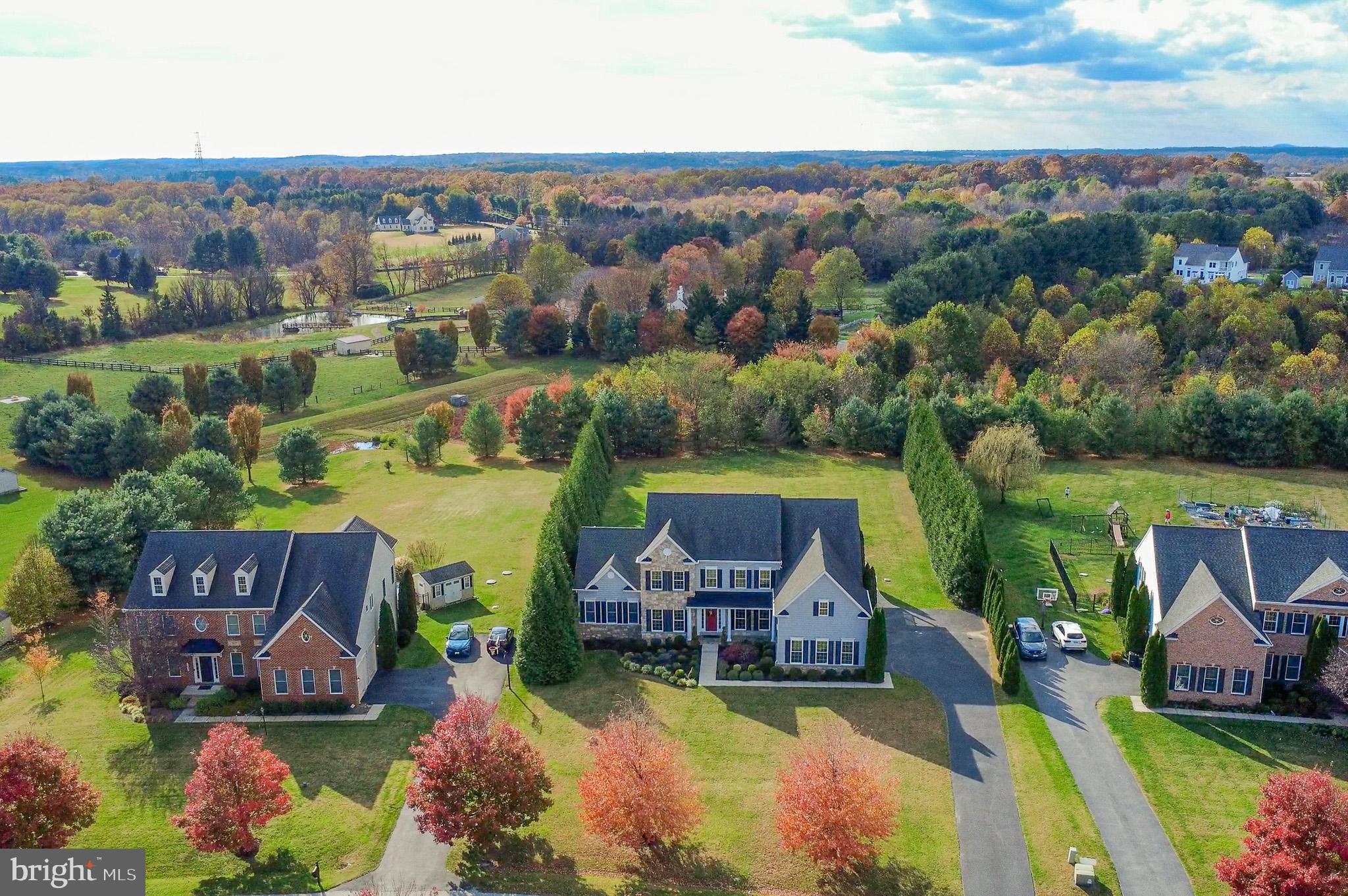 THE WARFIELDS II - Residential