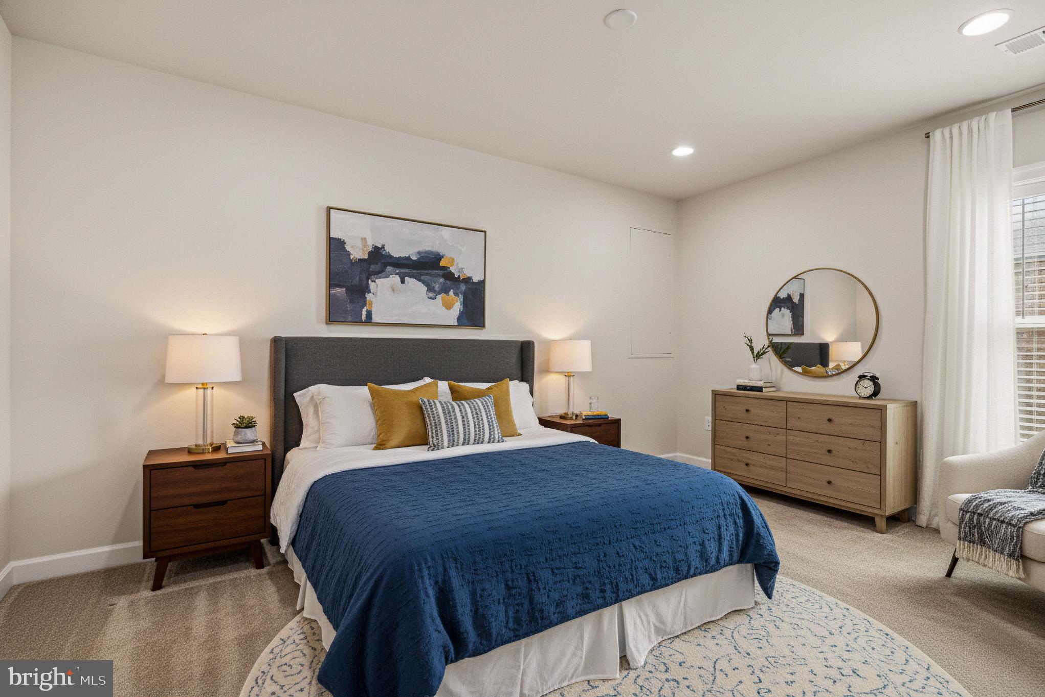 THE WARFIELDS II - Residential