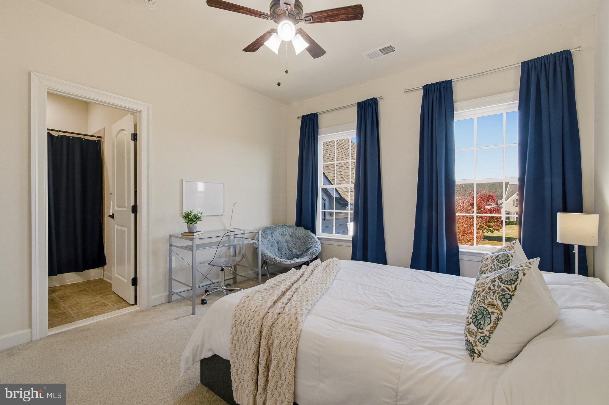 THE WARFIELDS II - Residential