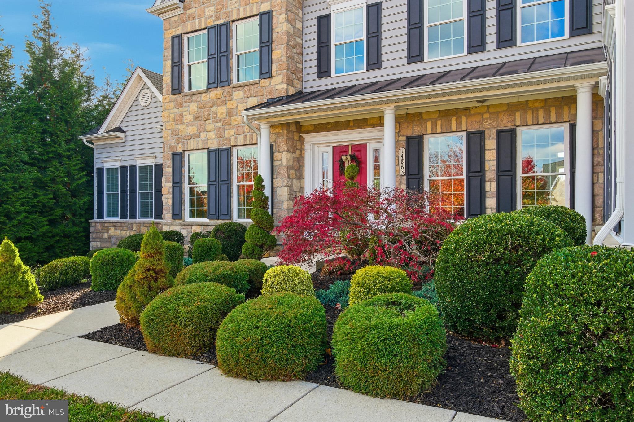 THE WARFIELDS II - Residential