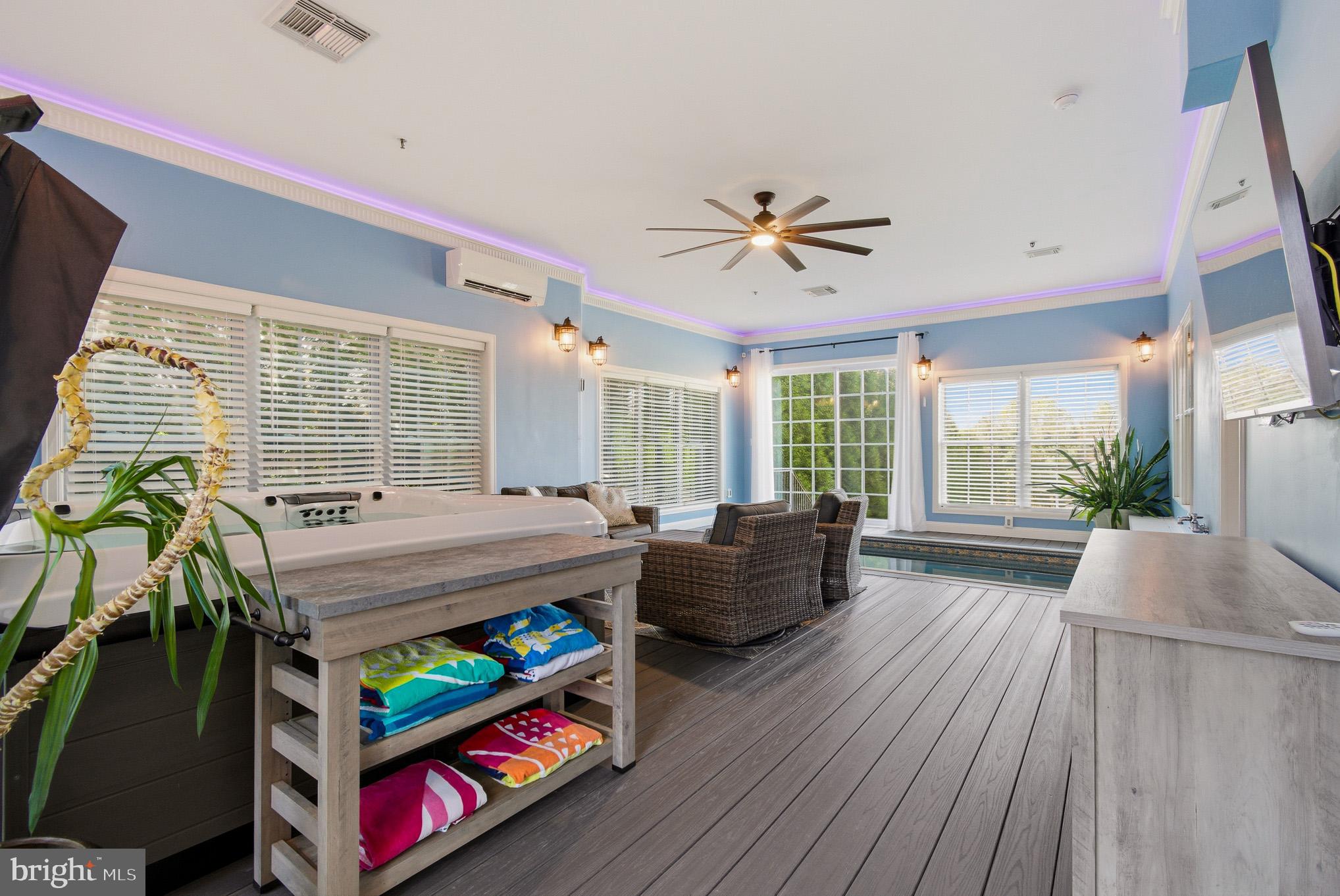 THE WARFIELDS II - Residential