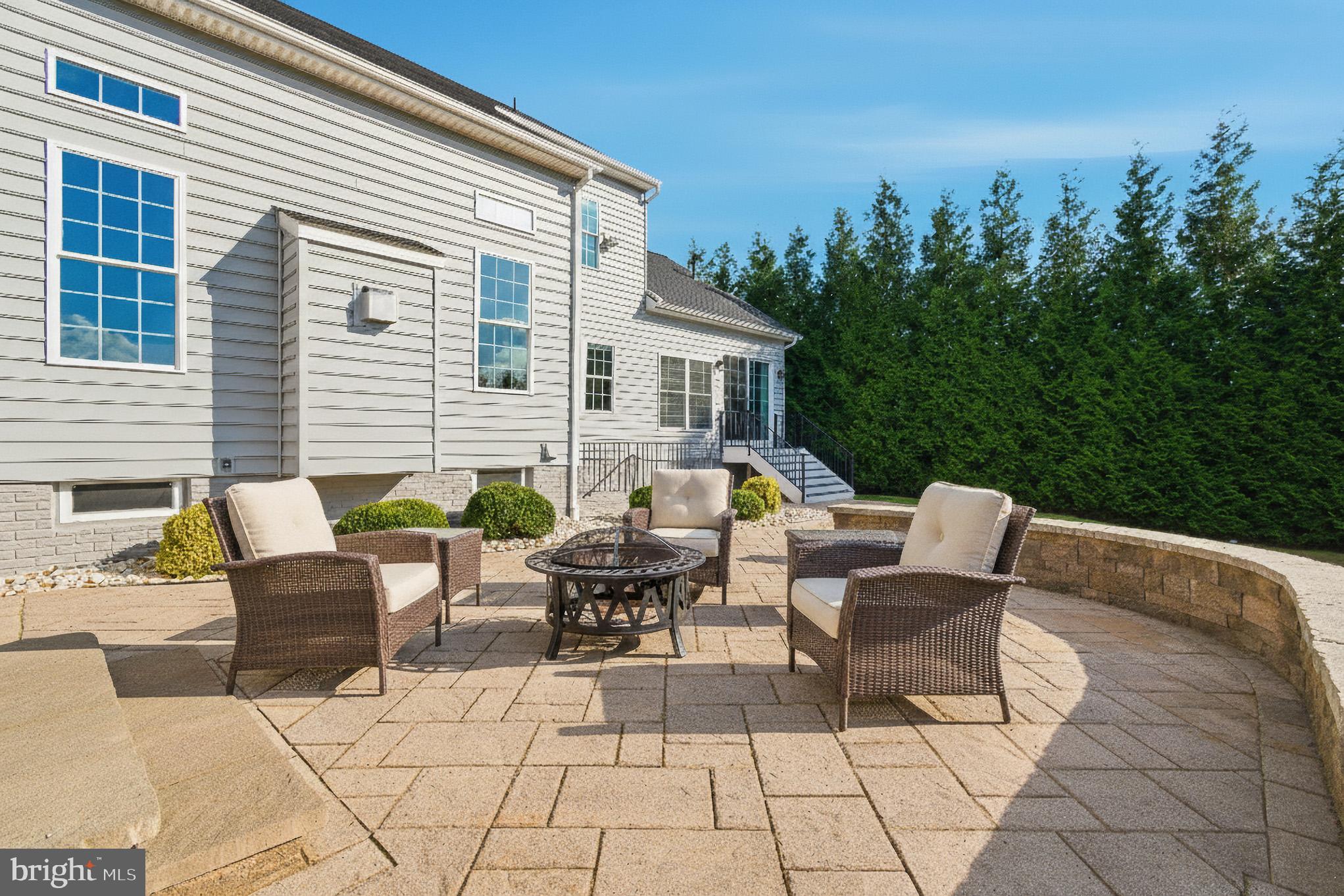 THE WARFIELDS II - Residential