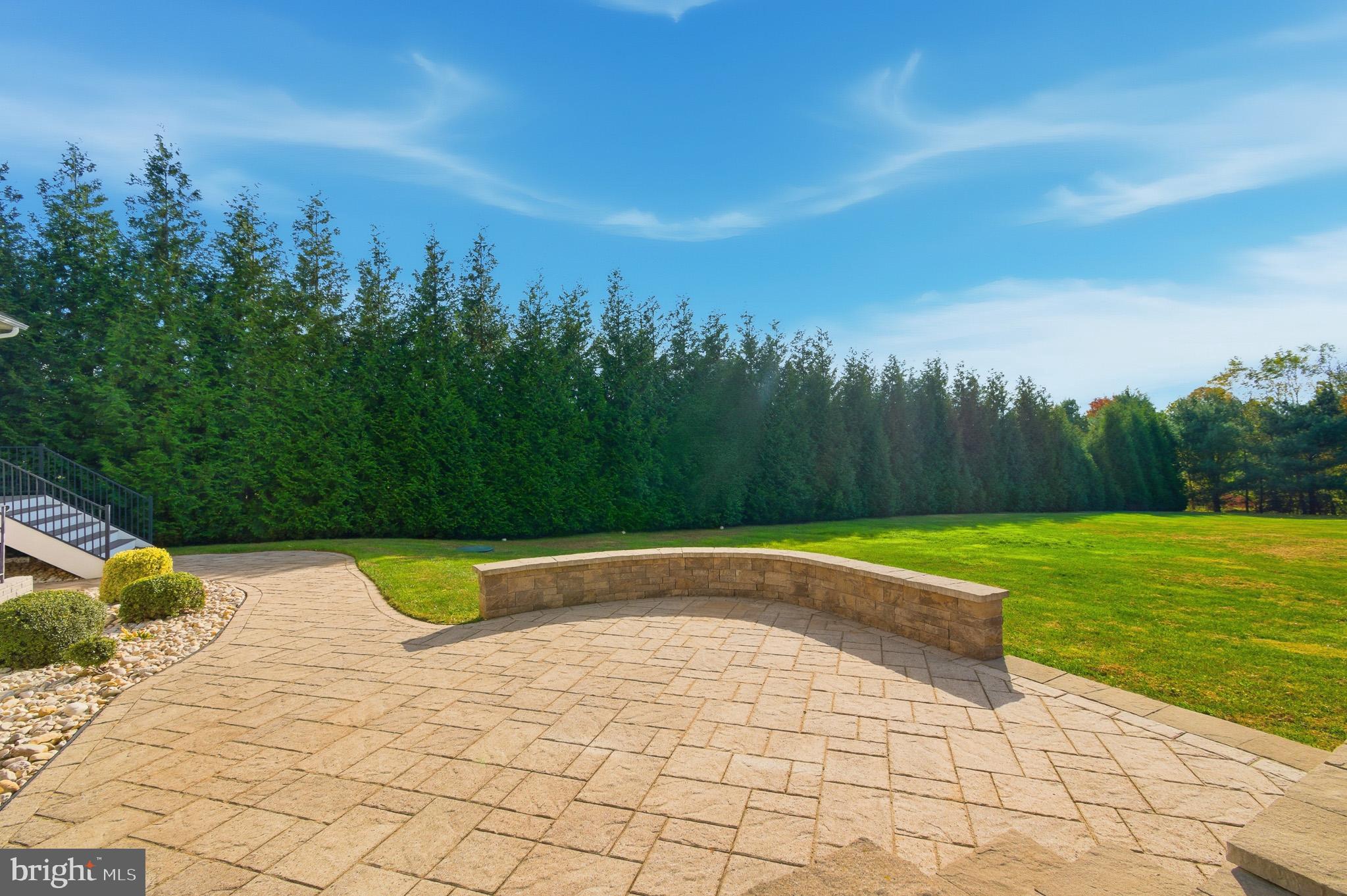 THE WARFIELDS II - Residential