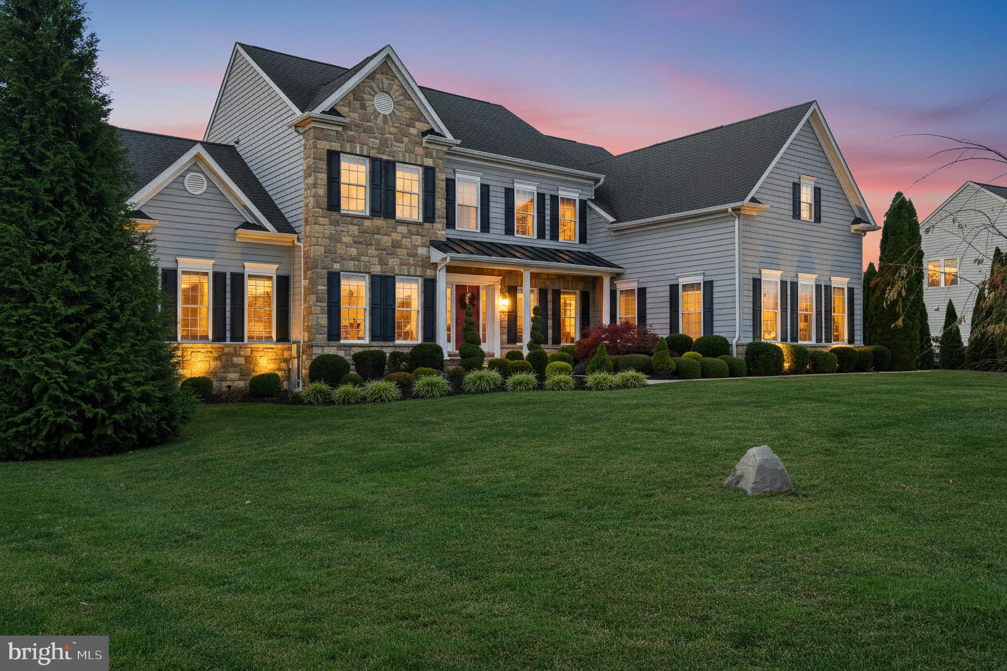 THE WARFIELDS II - Residential