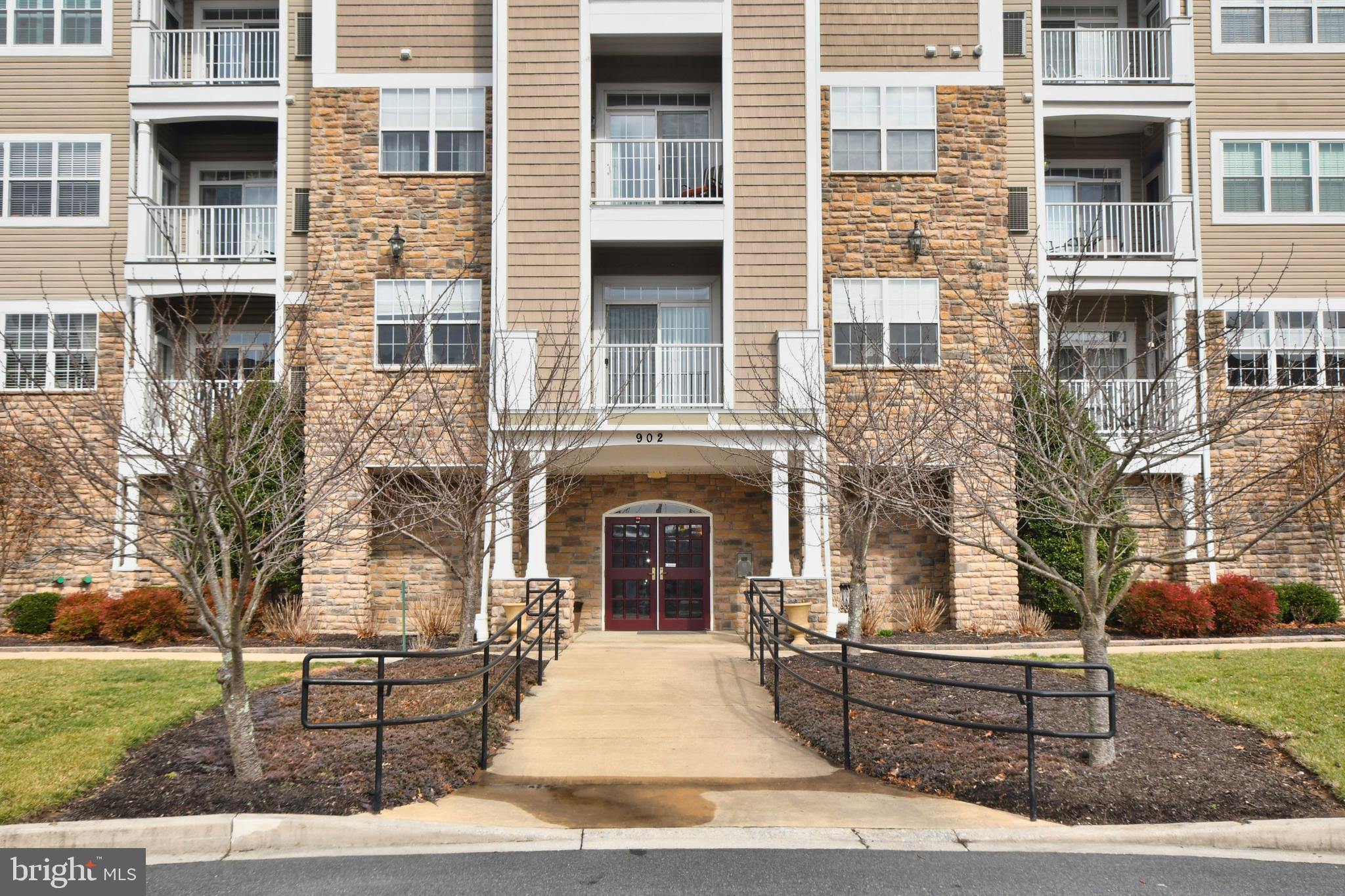 MACPHAIL WOODS - Residential