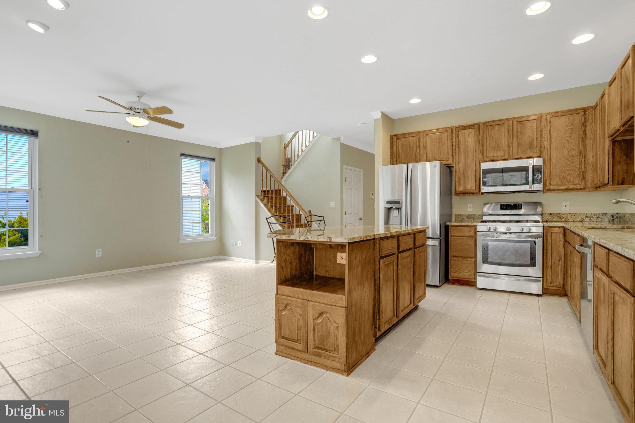 KINGSTOWNE - Residential