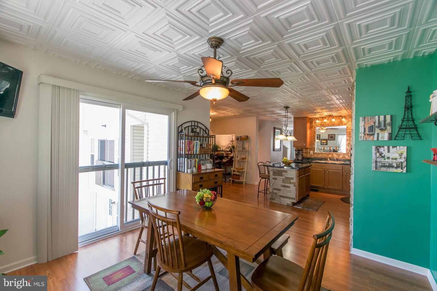 RIVERSIDE VILLAGES - Residential