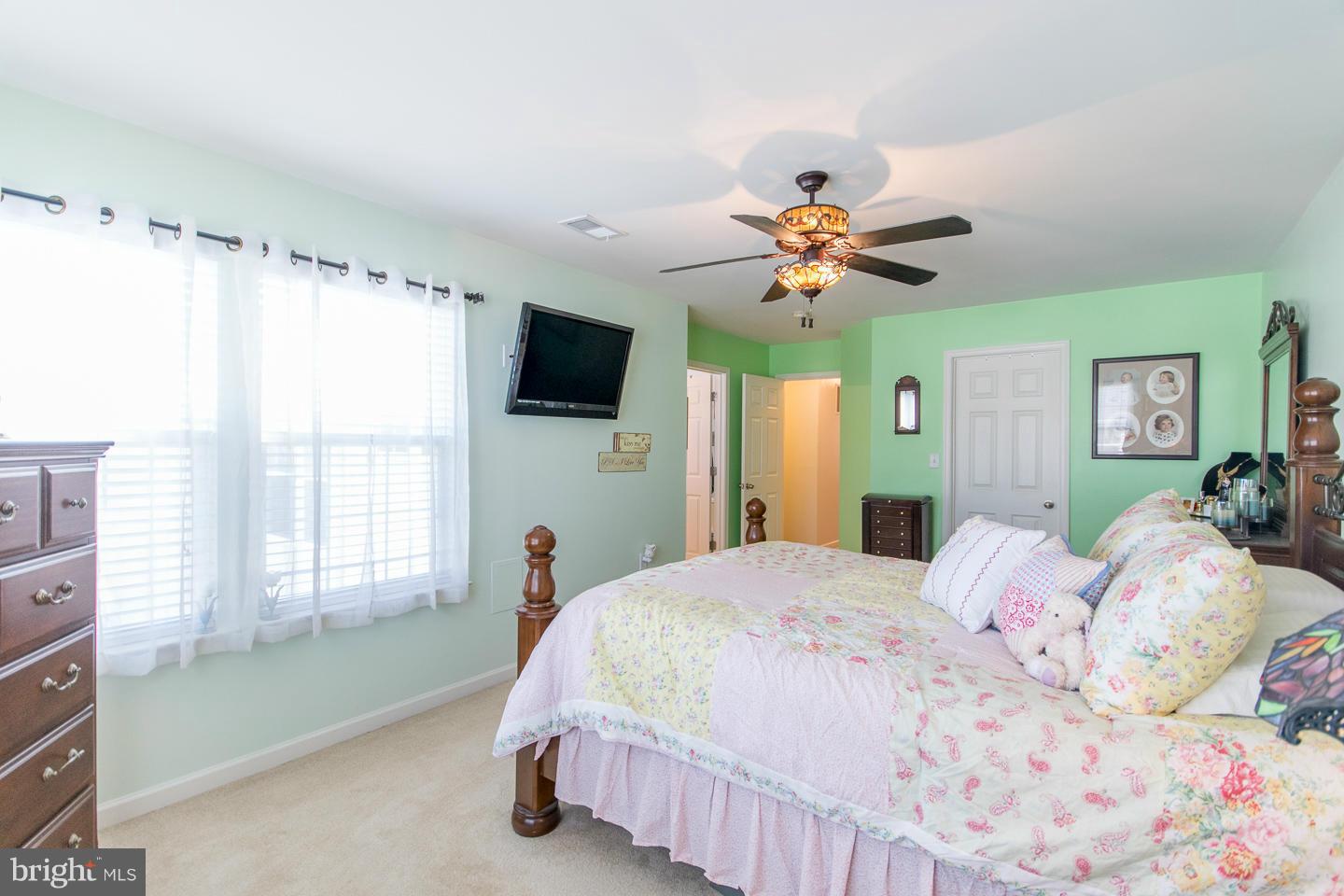 RIVERSIDE VILLAGES - Residential