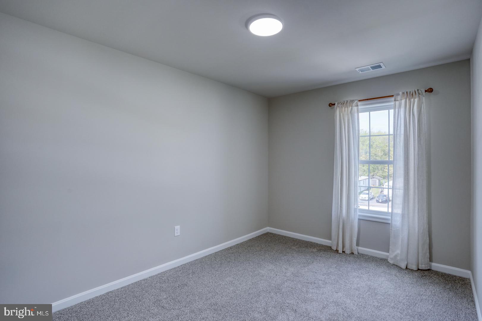 203 FAIRFAX LANE LOT 86