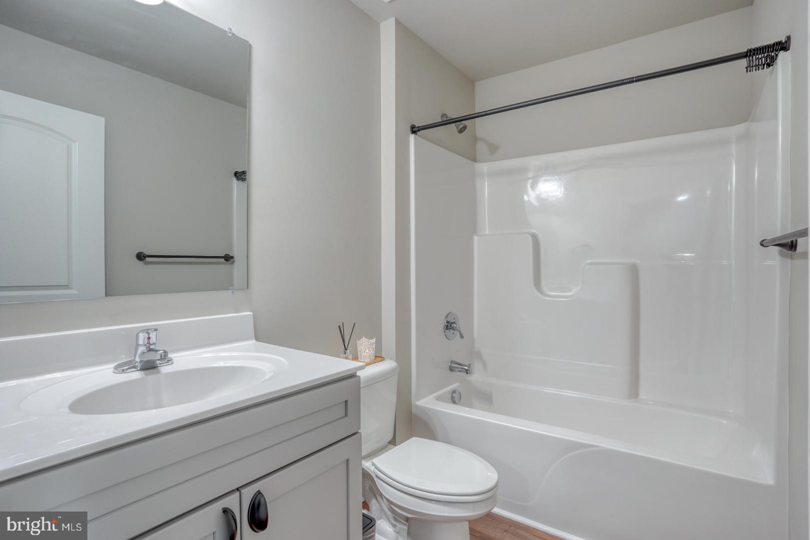 203 FAIRFAX LANE LOT 86