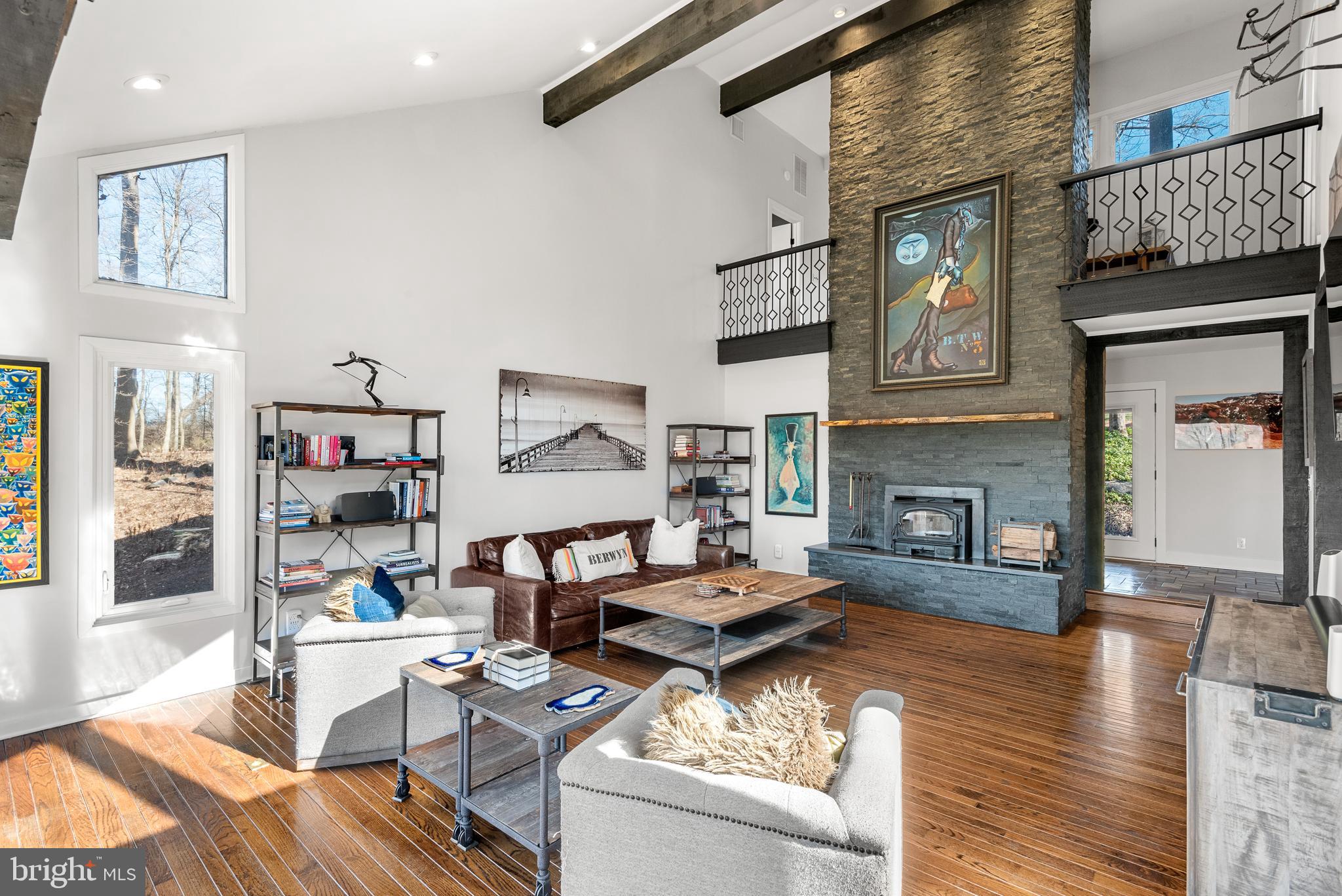 RADNOR HUNT - Residential