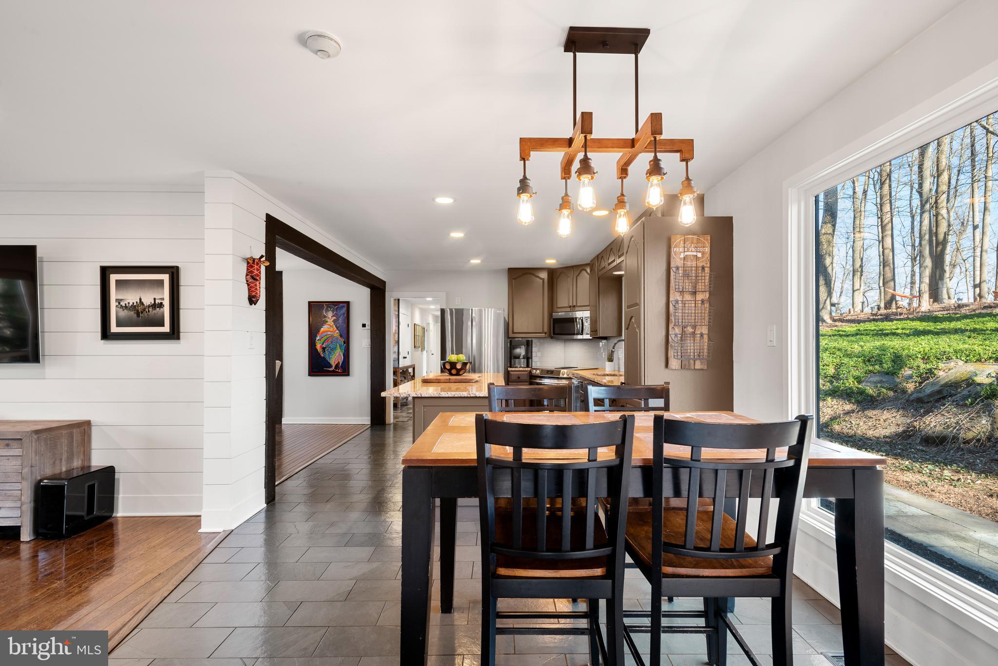 RADNOR HUNT - Residential