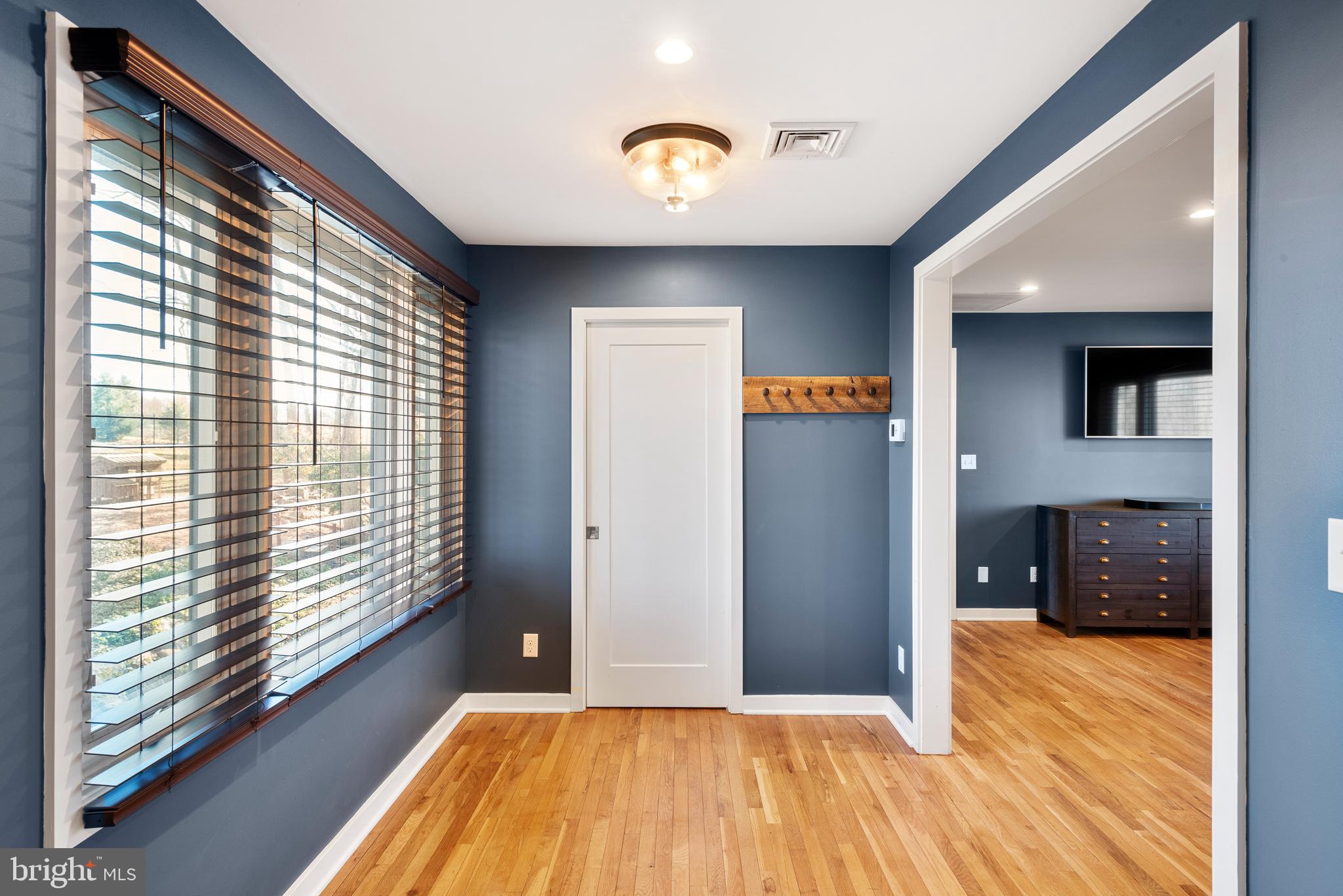 RADNOR HUNT - Residential