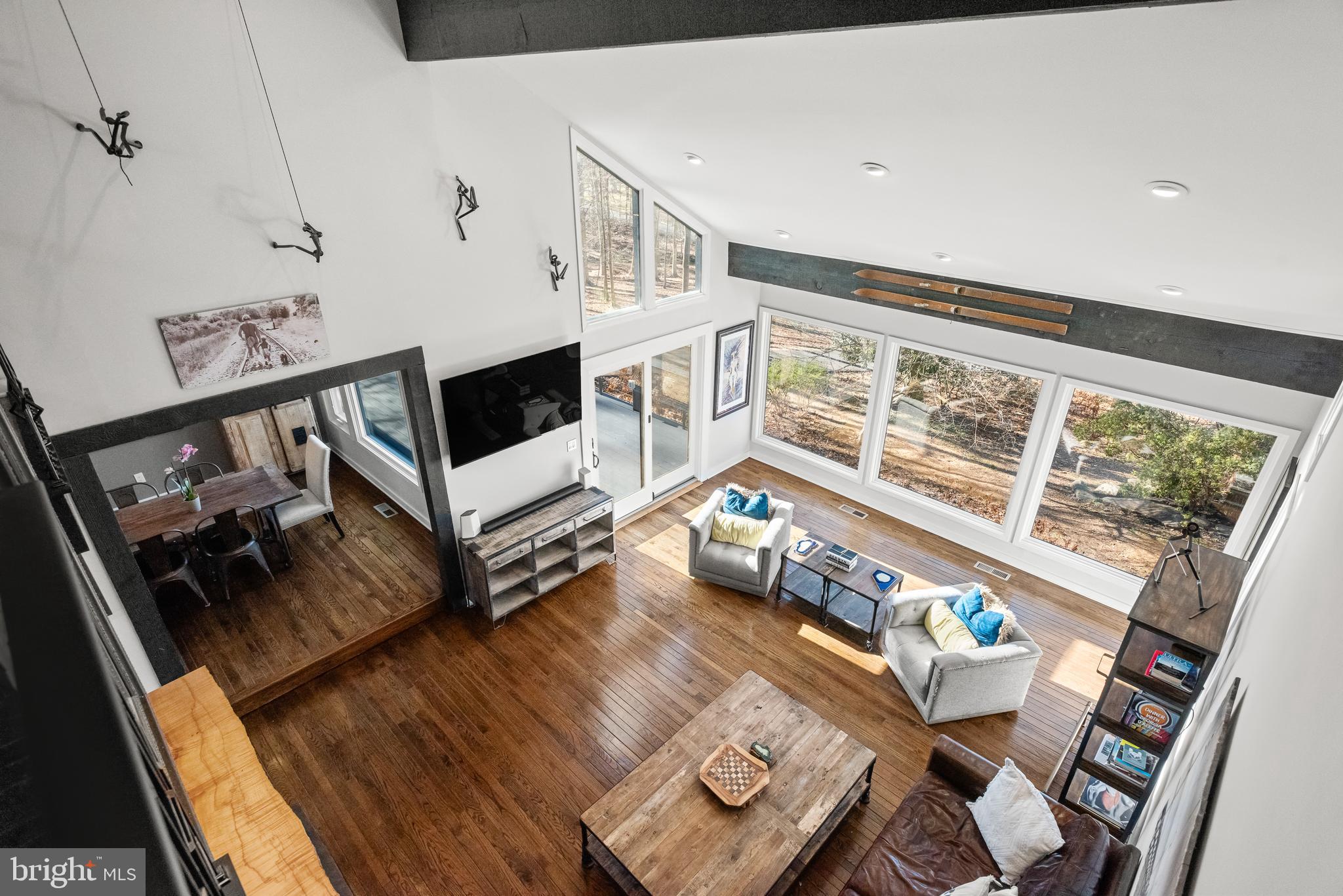 RADNOR HUNT - Residential