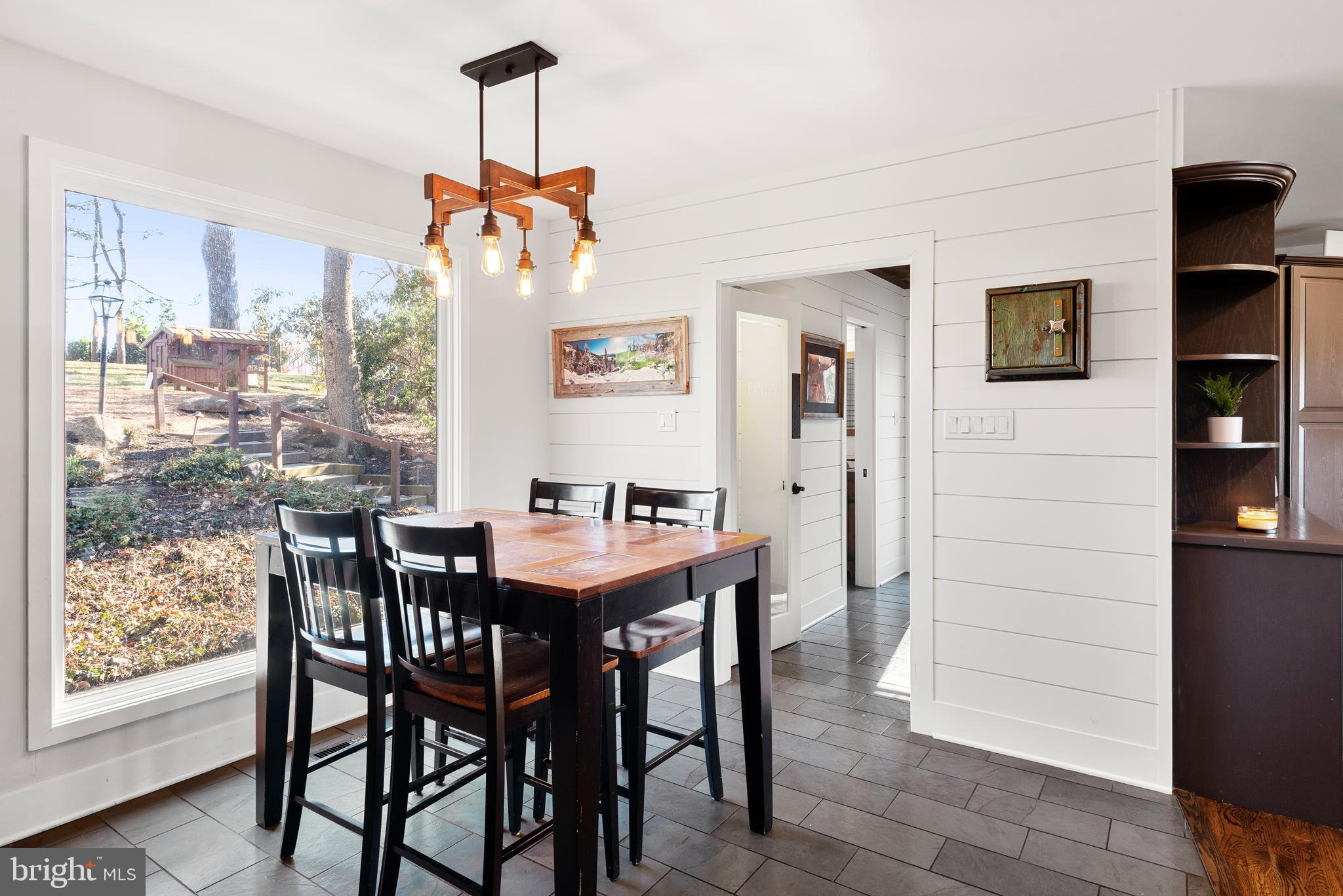 RADNOR HUNT - Residential