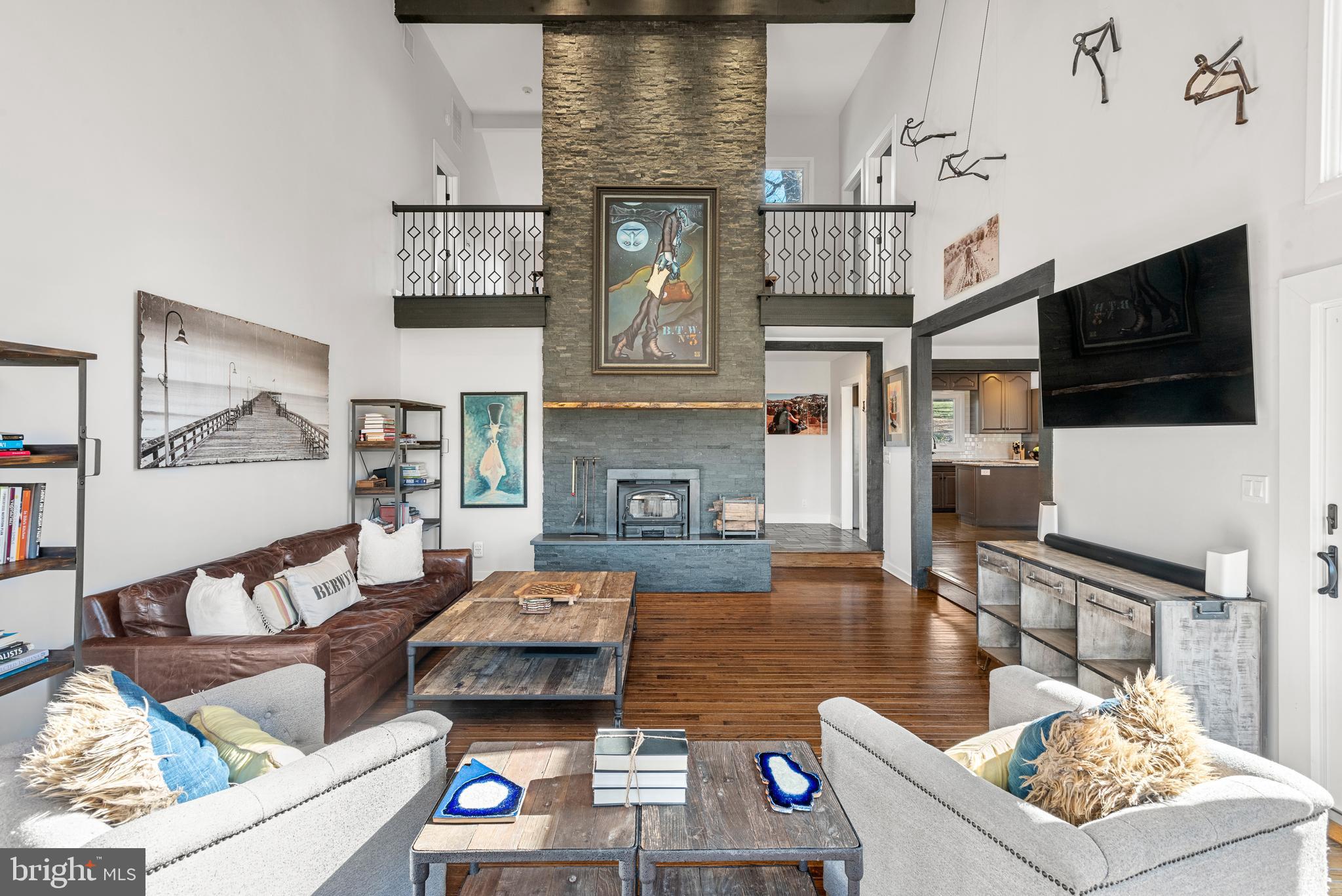 RADNOR HUNT - Residential