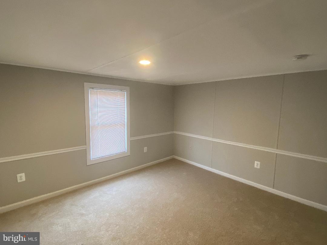 MOUNTAIN BUSH ESTATES - Residential