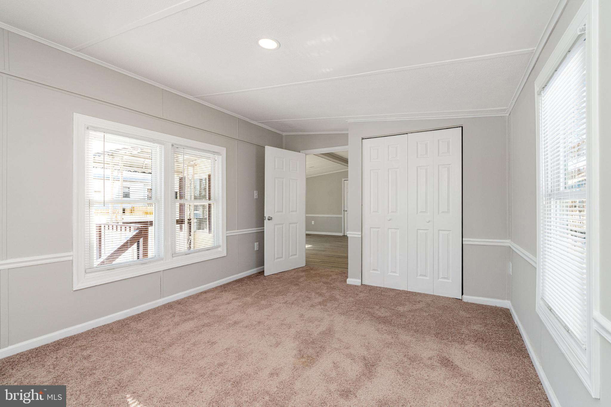 MOUNTAIN BUSH ESTATES - Residential