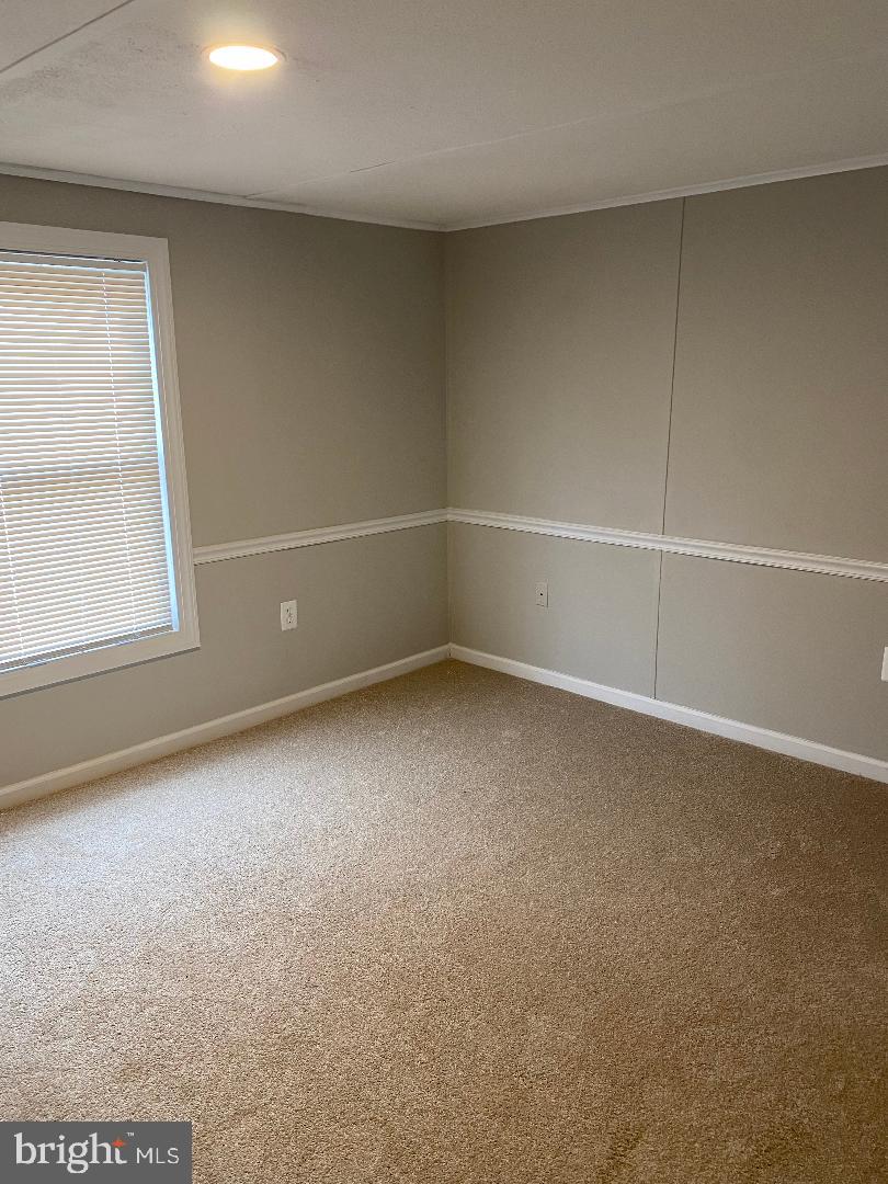 MOUNTAIN BUSH ESTATES - Residential