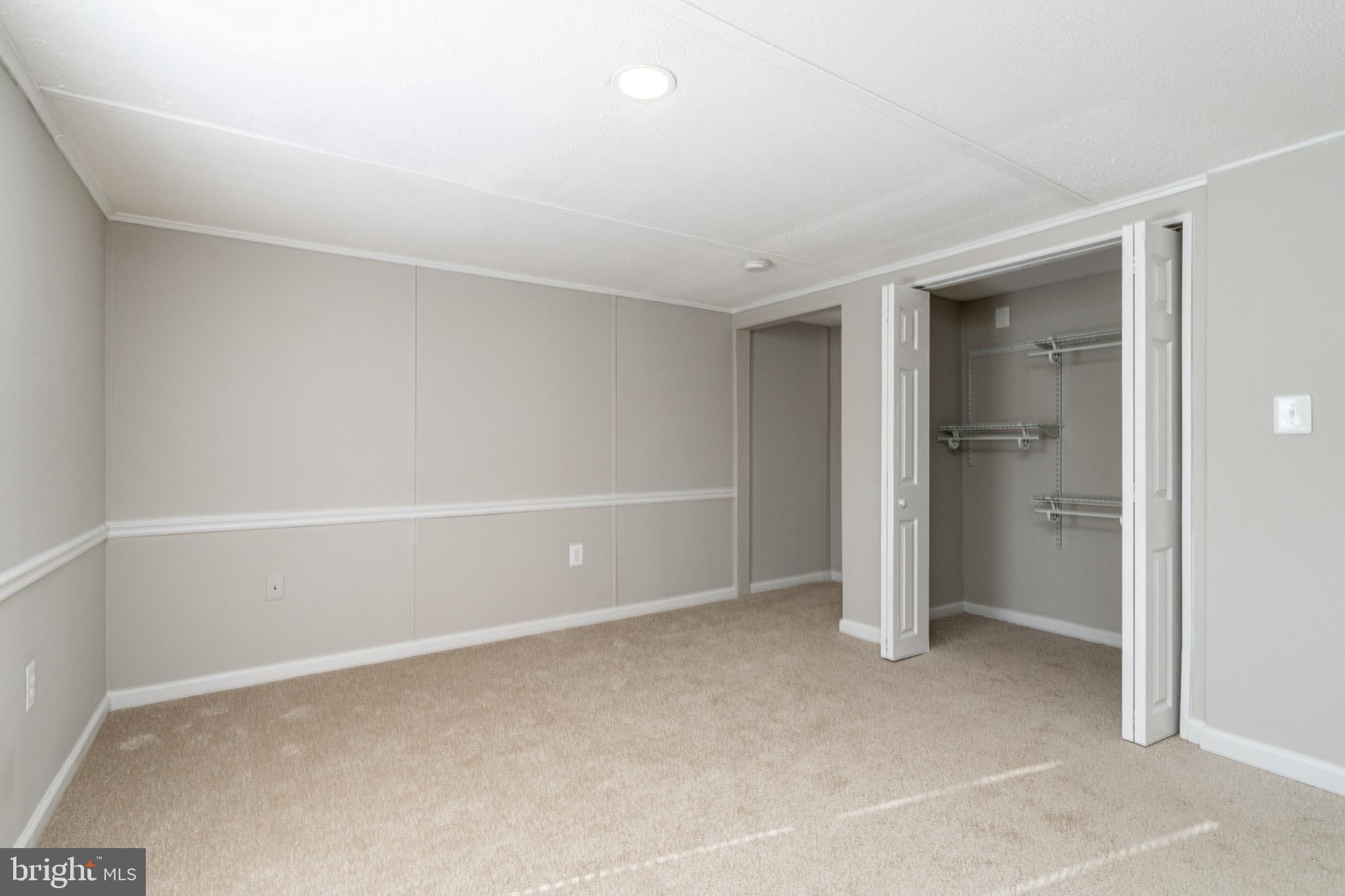 MOUNTAIN BUSH ESTATES - Residential