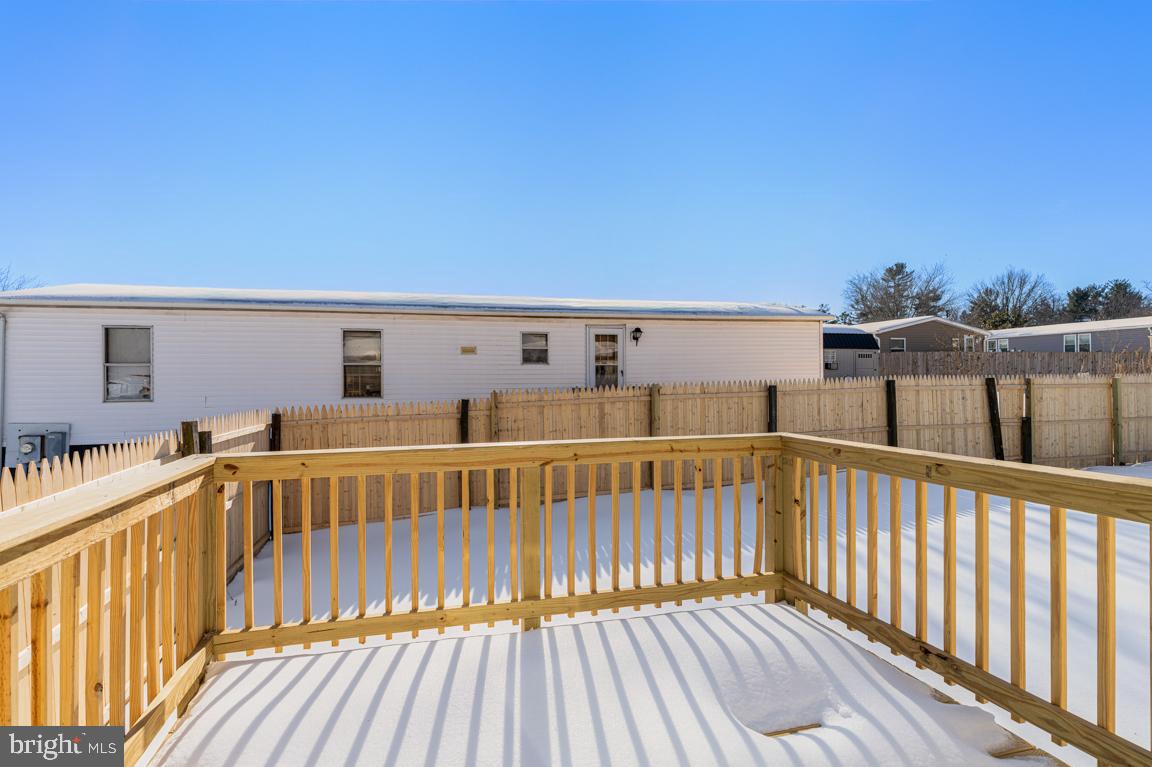 MOUNTAIN BUSH ESTATES - Residential