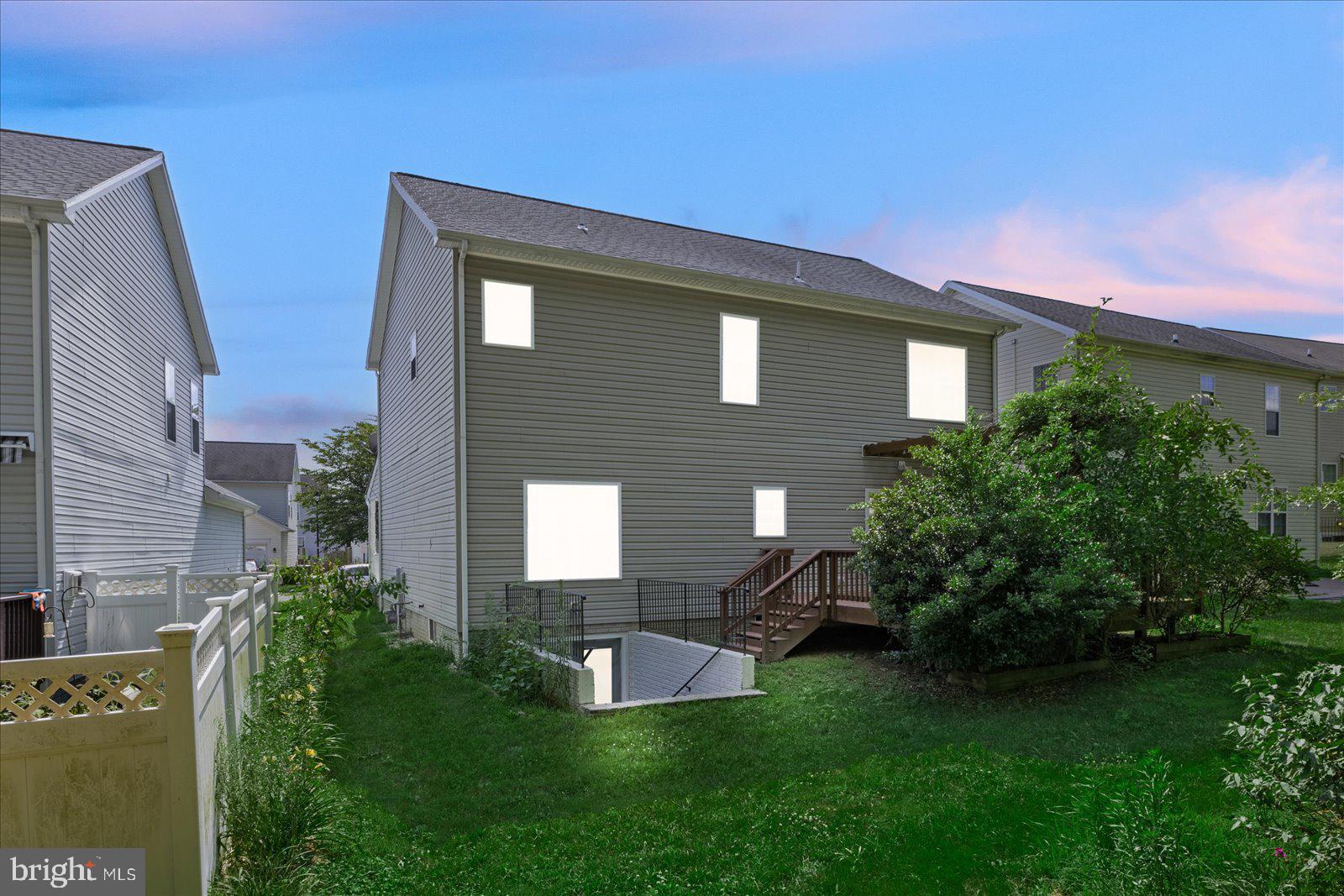 WIDEWATER VILLAGE - Residential