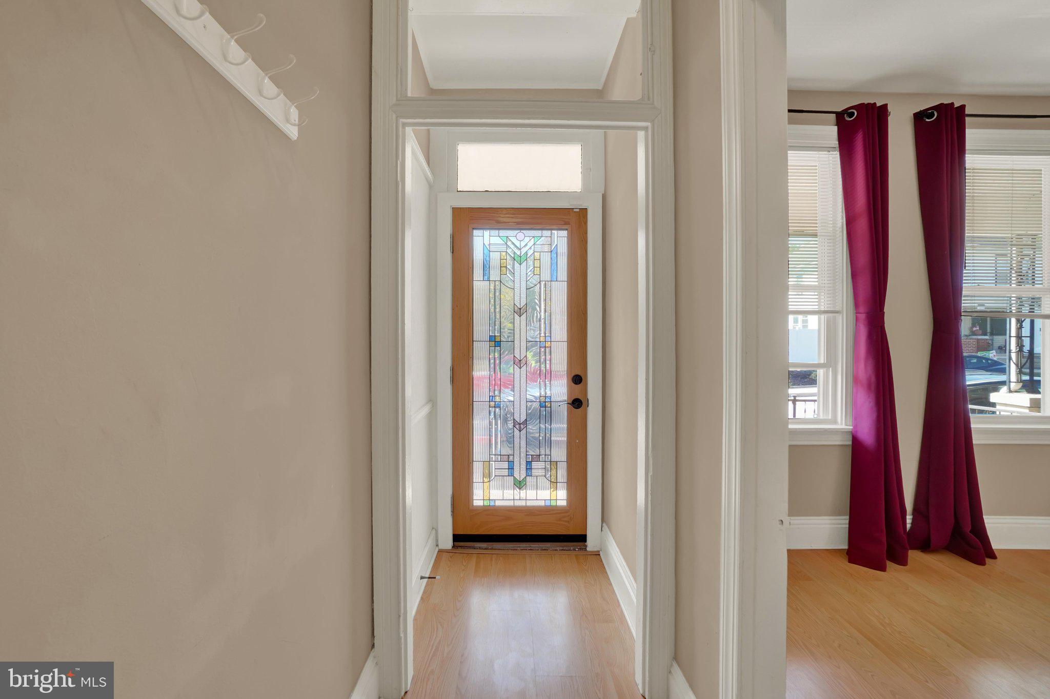 1283 W POPLAR STREET