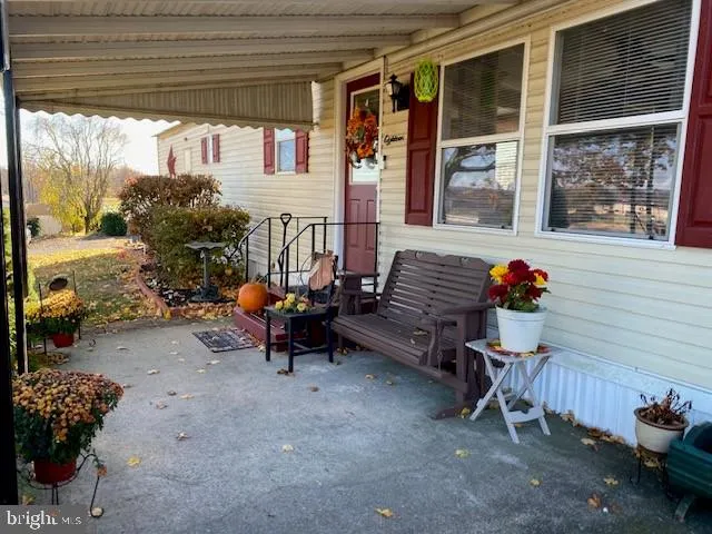 Kutztown, Pennsylvania 19530, United States, 2 Bedrooms Bedrooms, ,2 BathroomsBathrooms,Residential,Pending,32996
