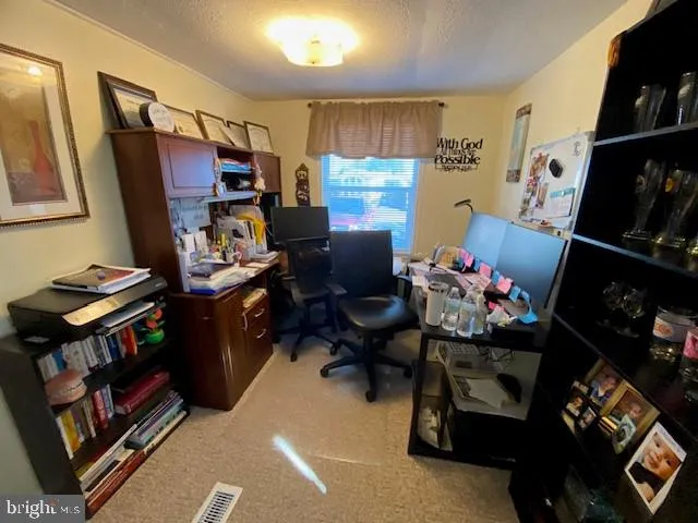 Kutztown, Pennsylvania 19530, United States, 2 Bedrooms Bedrooms, ,2 BathroomsBathrooms,Residential,Pending,32996