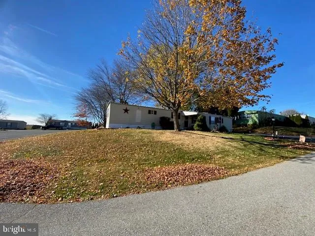 Kutztown, Pennsylvania 19530, United States, 2 Bedrooms Bedrooms, ,2 BathroomsBathrooms,Residential,Pending,32996