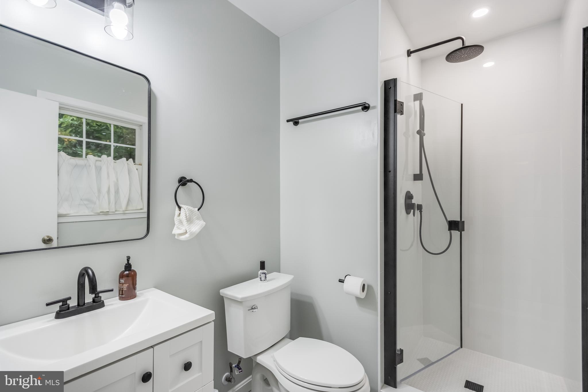 MEADOWOOD - Residential