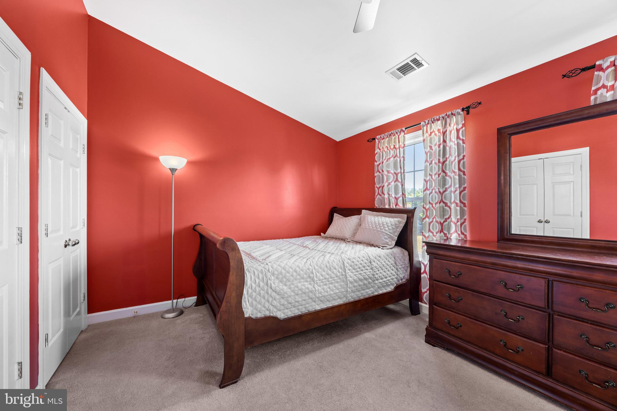 SUMMER HILL - Residential