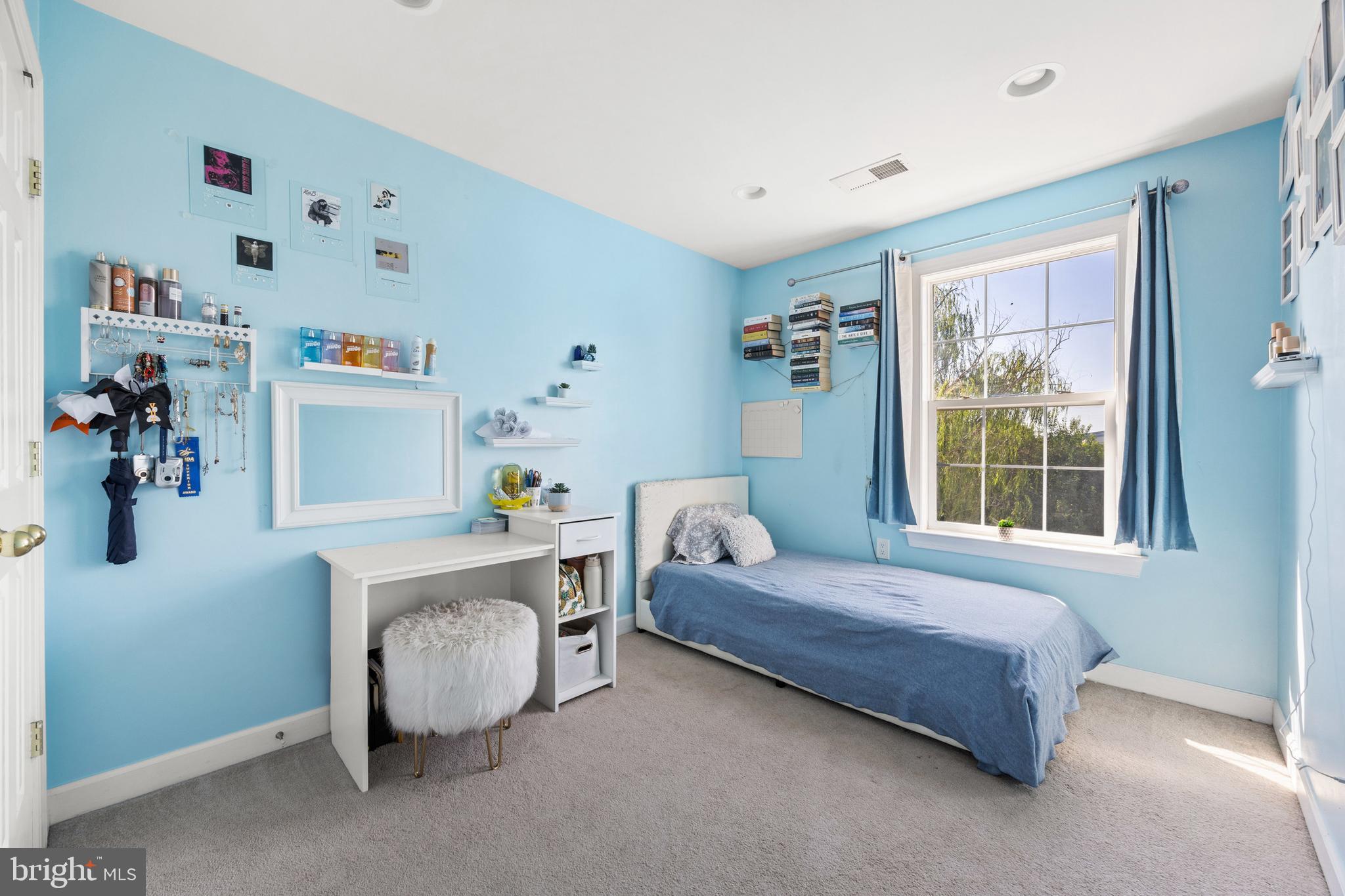 SUMMER HILL - Residential