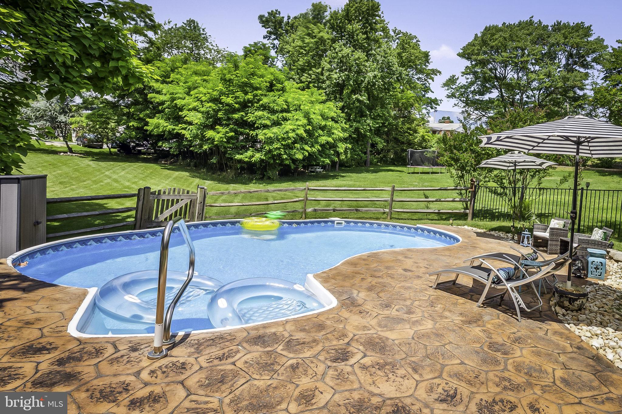 PERRY HALL - Residential