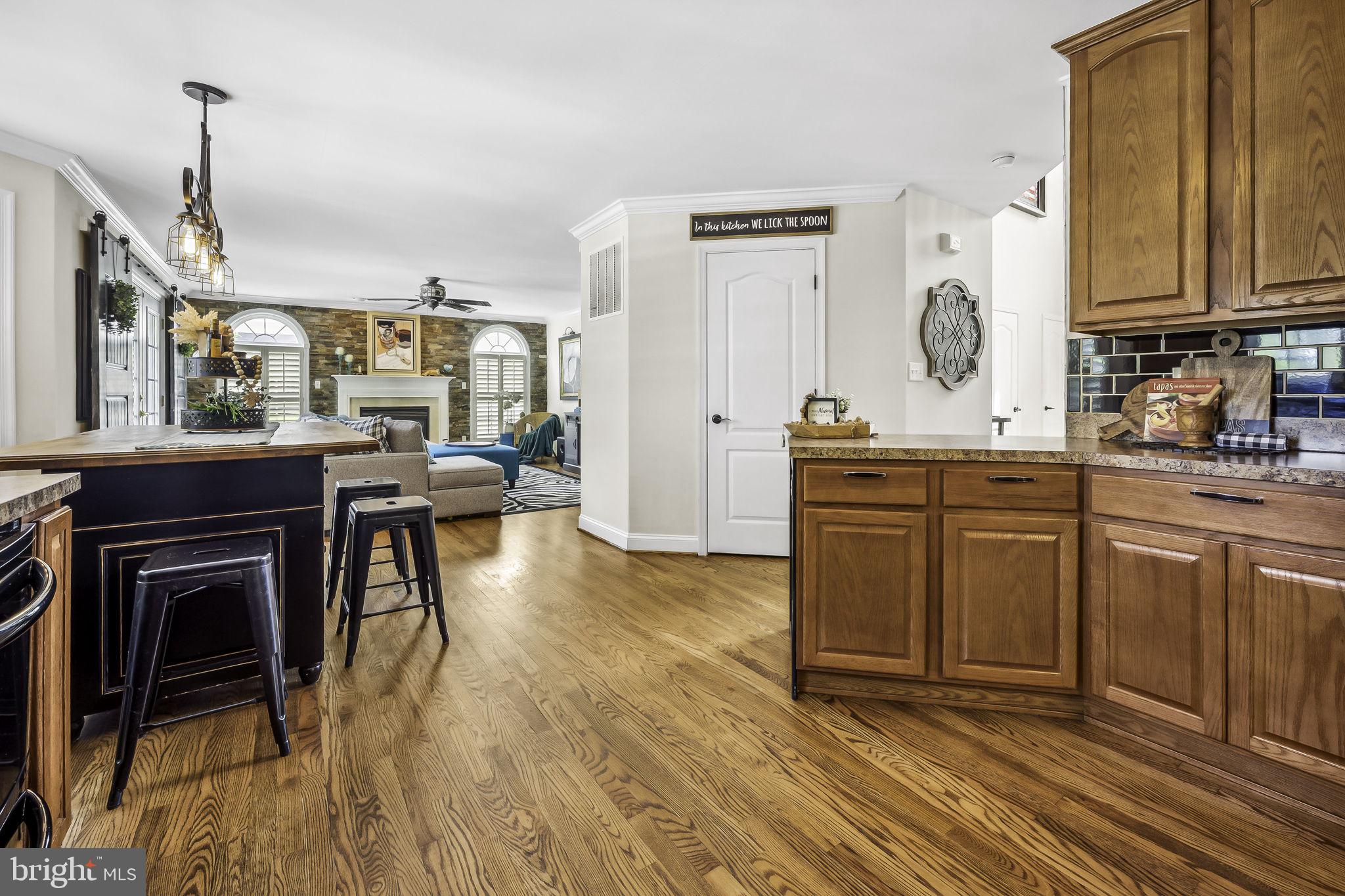 PERRY HALL - Residential